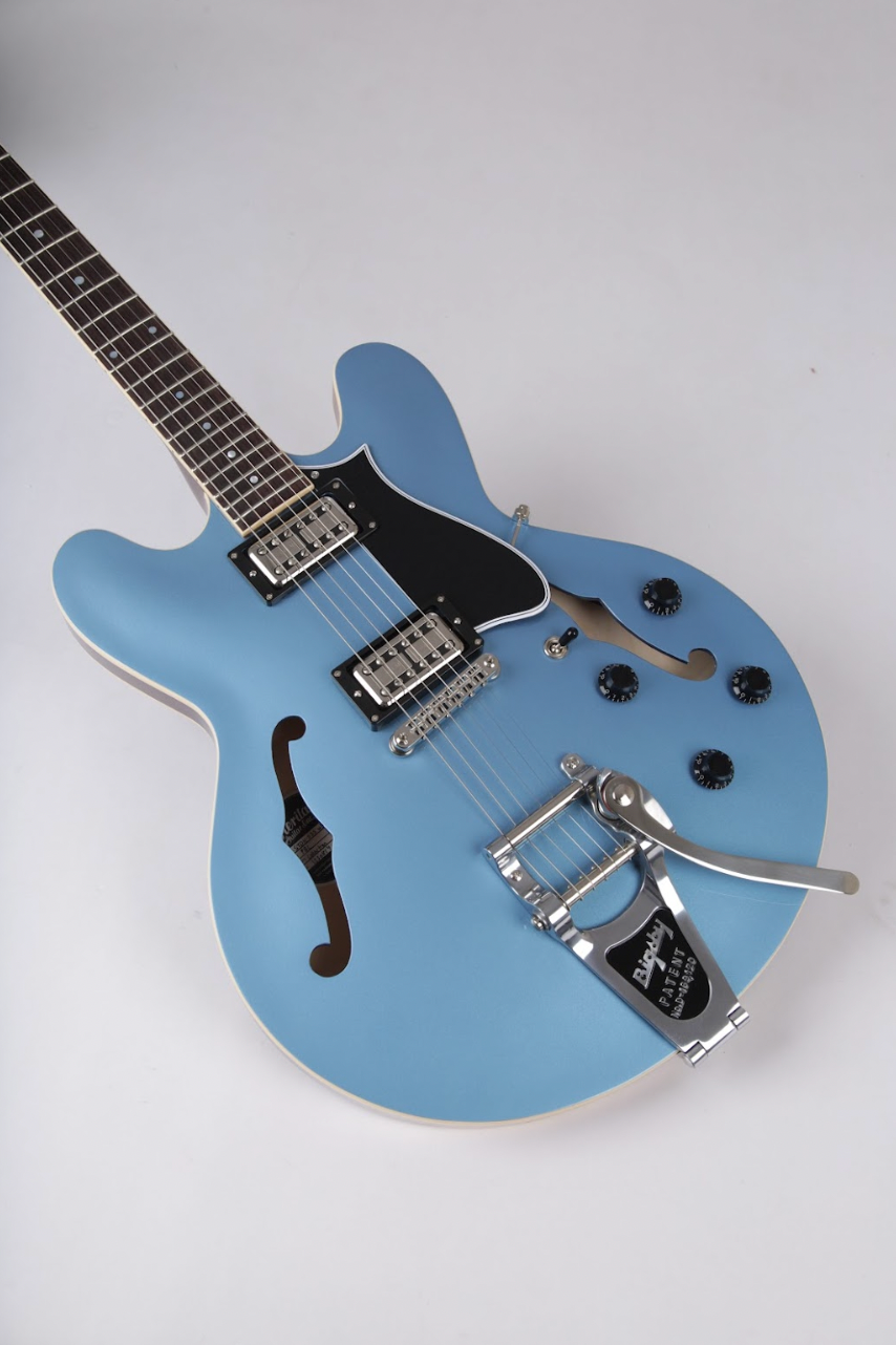 Heritage Factory Special Standard Collection H-535 Pelham Blue (Lollartrons + Bigsby)