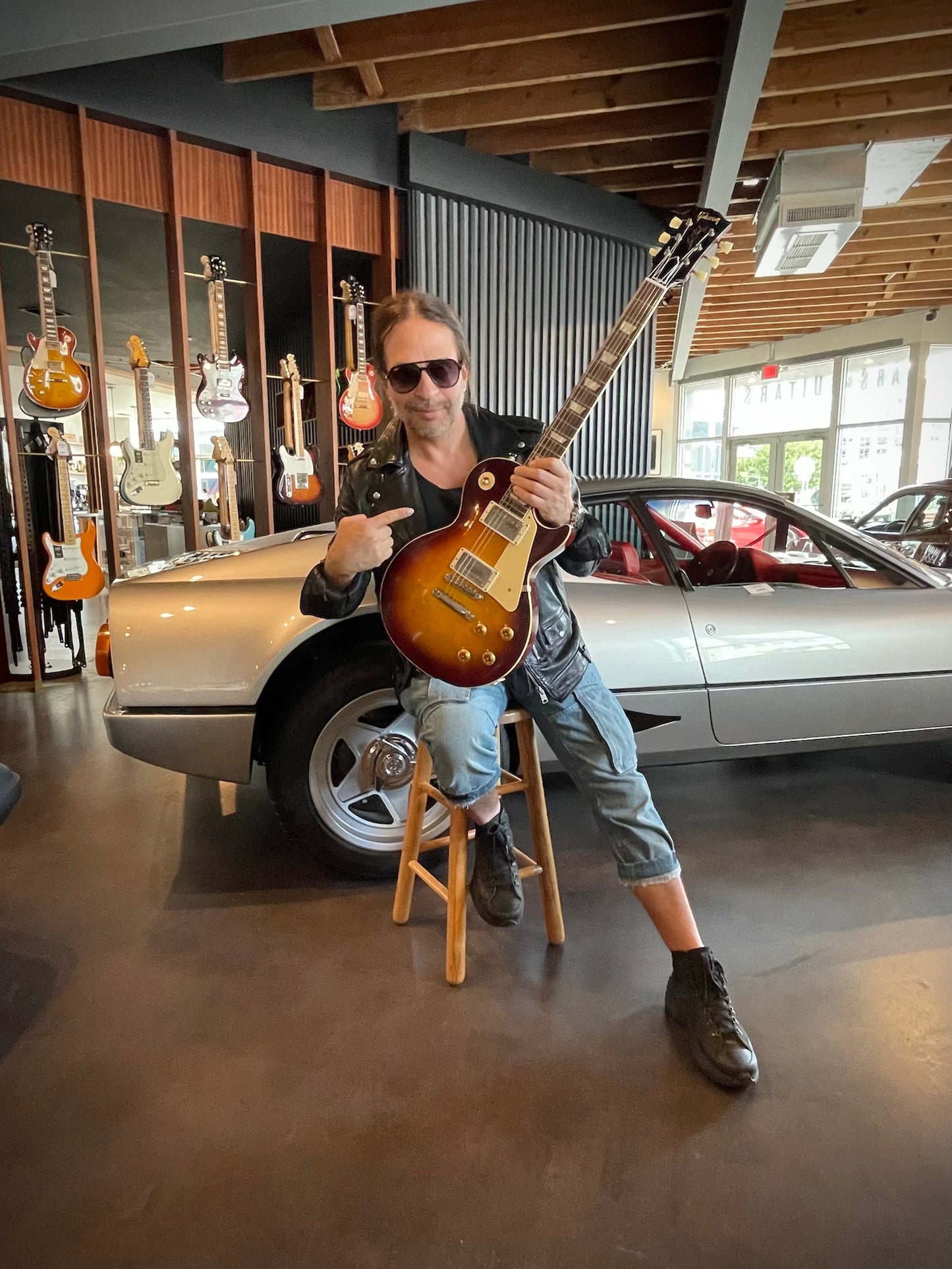 2022 Gibson Custom Shop Sergio Vallín Owned Stage Used Les Paul Standard Reissue 1958 Murphy Lab Ultra Light Aged Electric Guitar- Bourbon Burst
