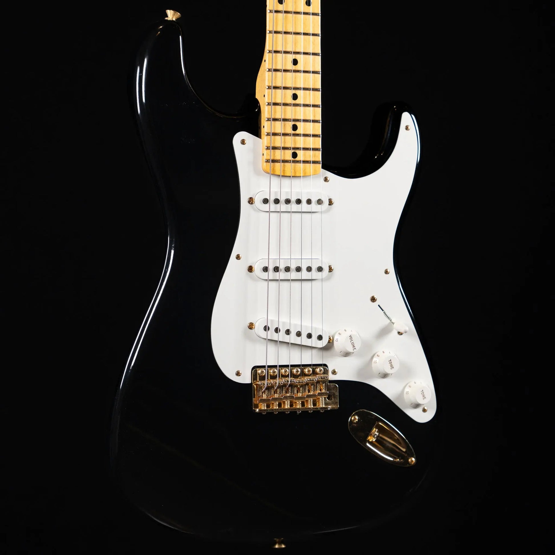 Fender Custom Shop 1955 Stratocaster - Lush Closet Classic - Black w/ Gold Hardware