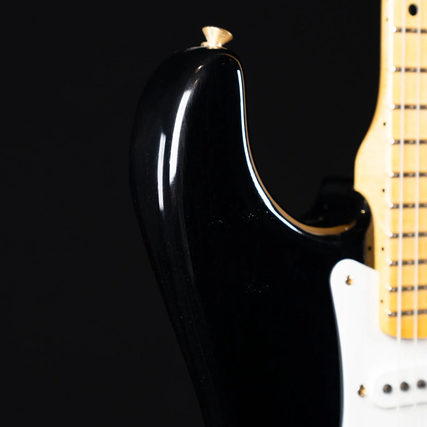 Fender Custom Shop 1955 Stratocaster - Lush Closet Classic - Black w/ Gold Hardware