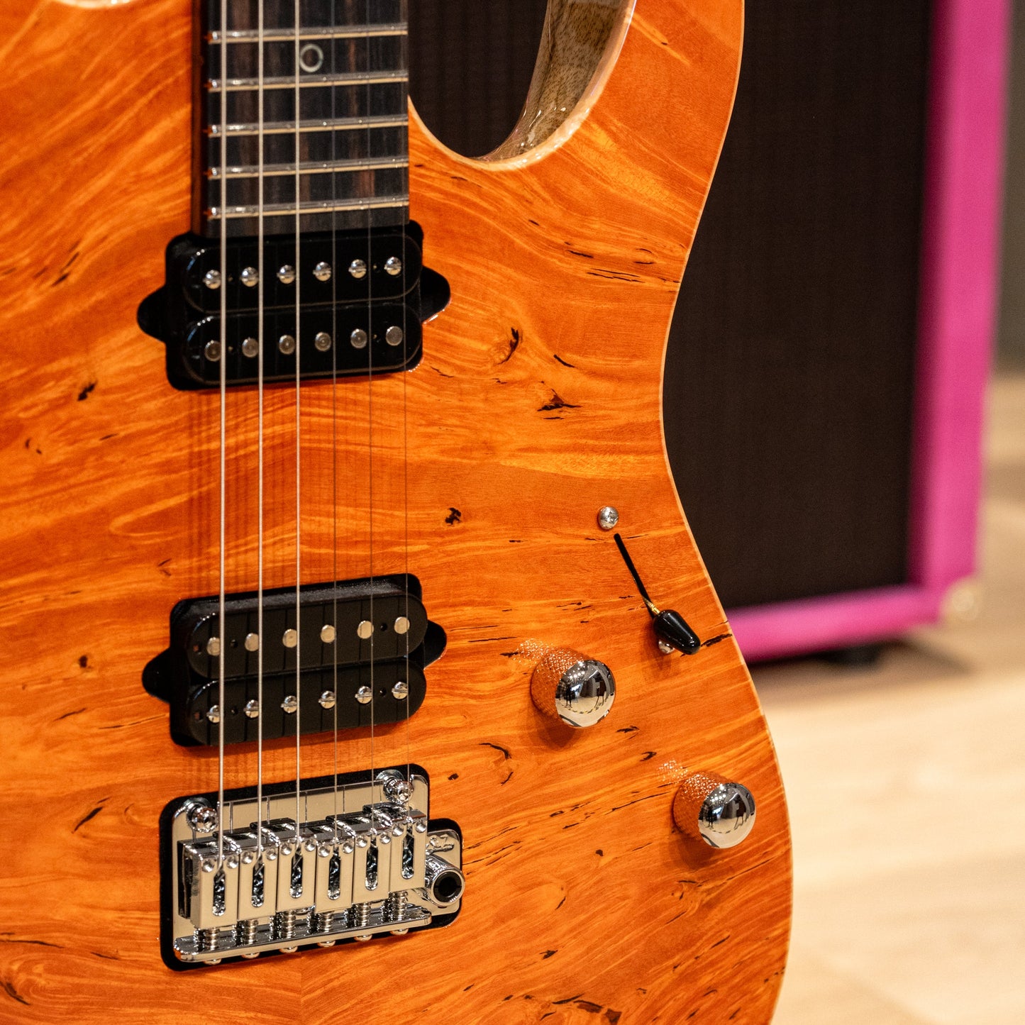 Suhr Custom Modern Waterfall Burl Maple/Black Limba - Trans Orange