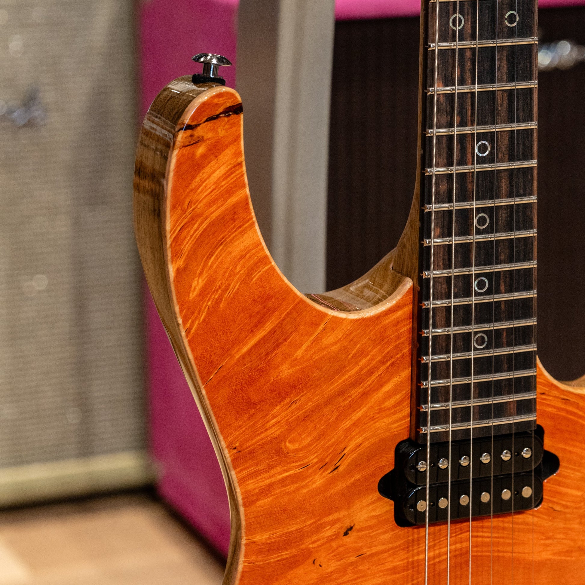 Suhr Custom Modern Waterfall Burl Maple/Black Limba - Trans Orange