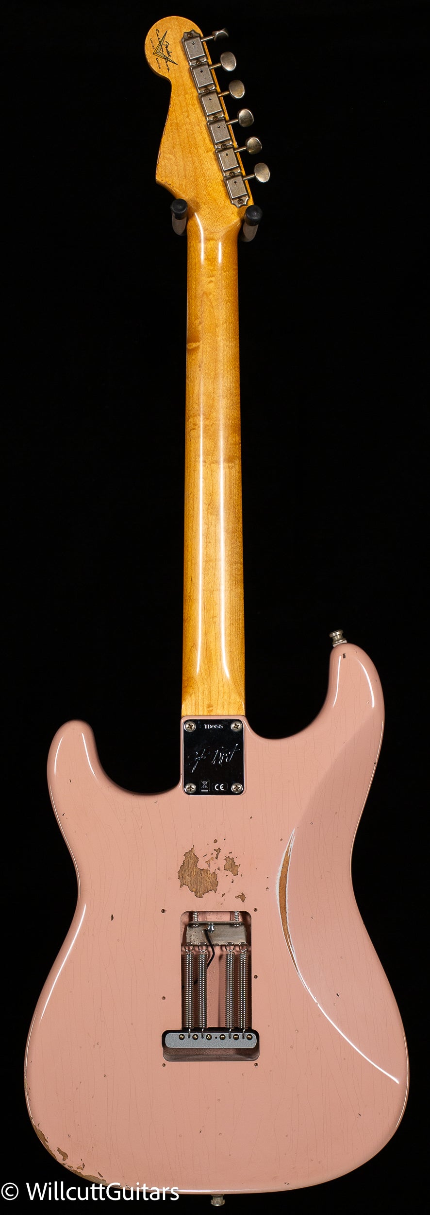 Fender Custom Shop LTD Tyler Bryant "PINKY" Stratocaster Relic (055)