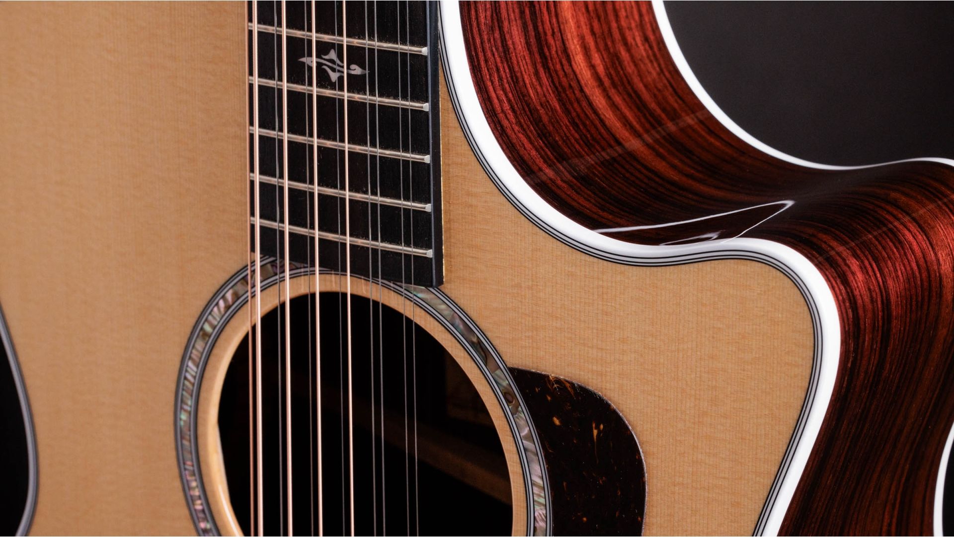 Taylor 454ce 12-String Natural Acoustic-Electric Guitar