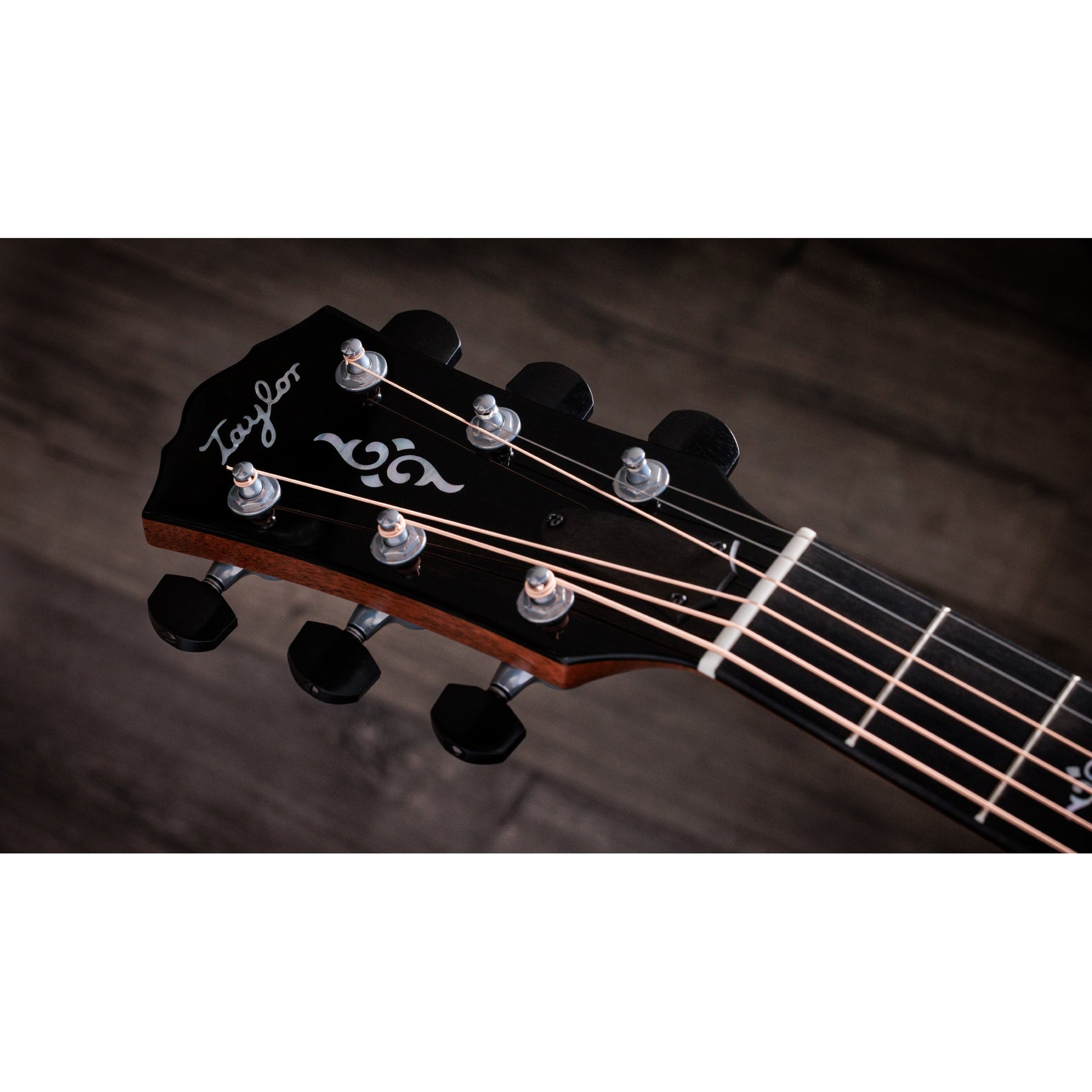 Taylor Gold Label 814e Koa Super Auditorium Acoustic Electric Guitar - Natural