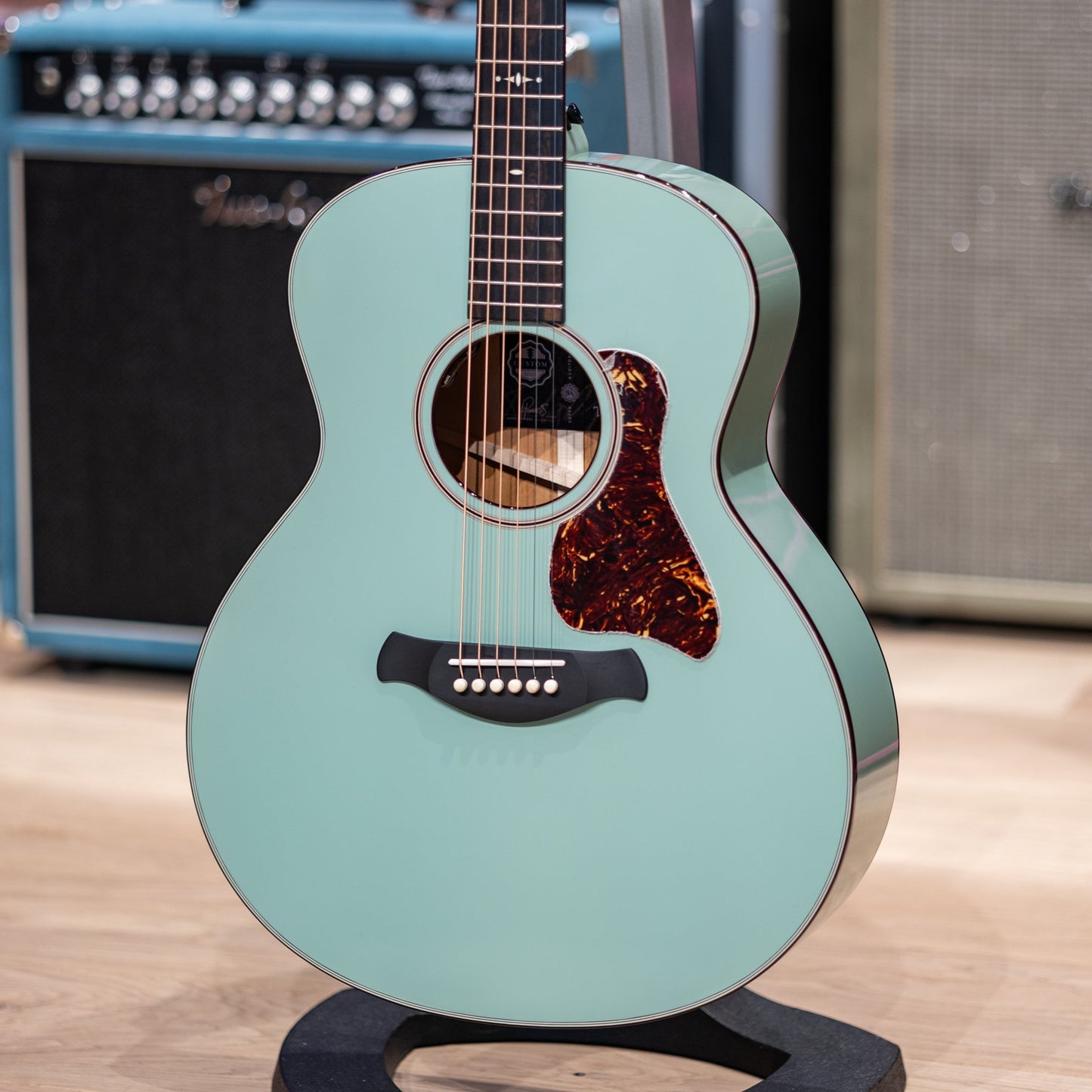 Taylor Custom Catch #07 - C14e Torrefied Sitka Spruce/Mahogany 2026