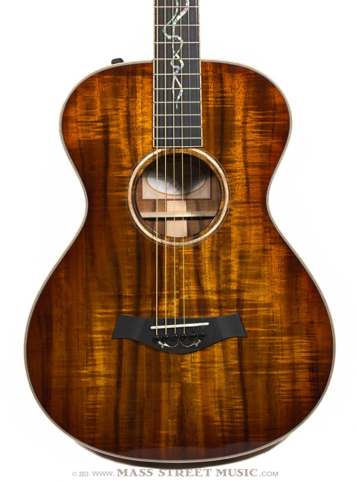 Taylor Acoustic Guitars - Koa 12-Fret GC BTO