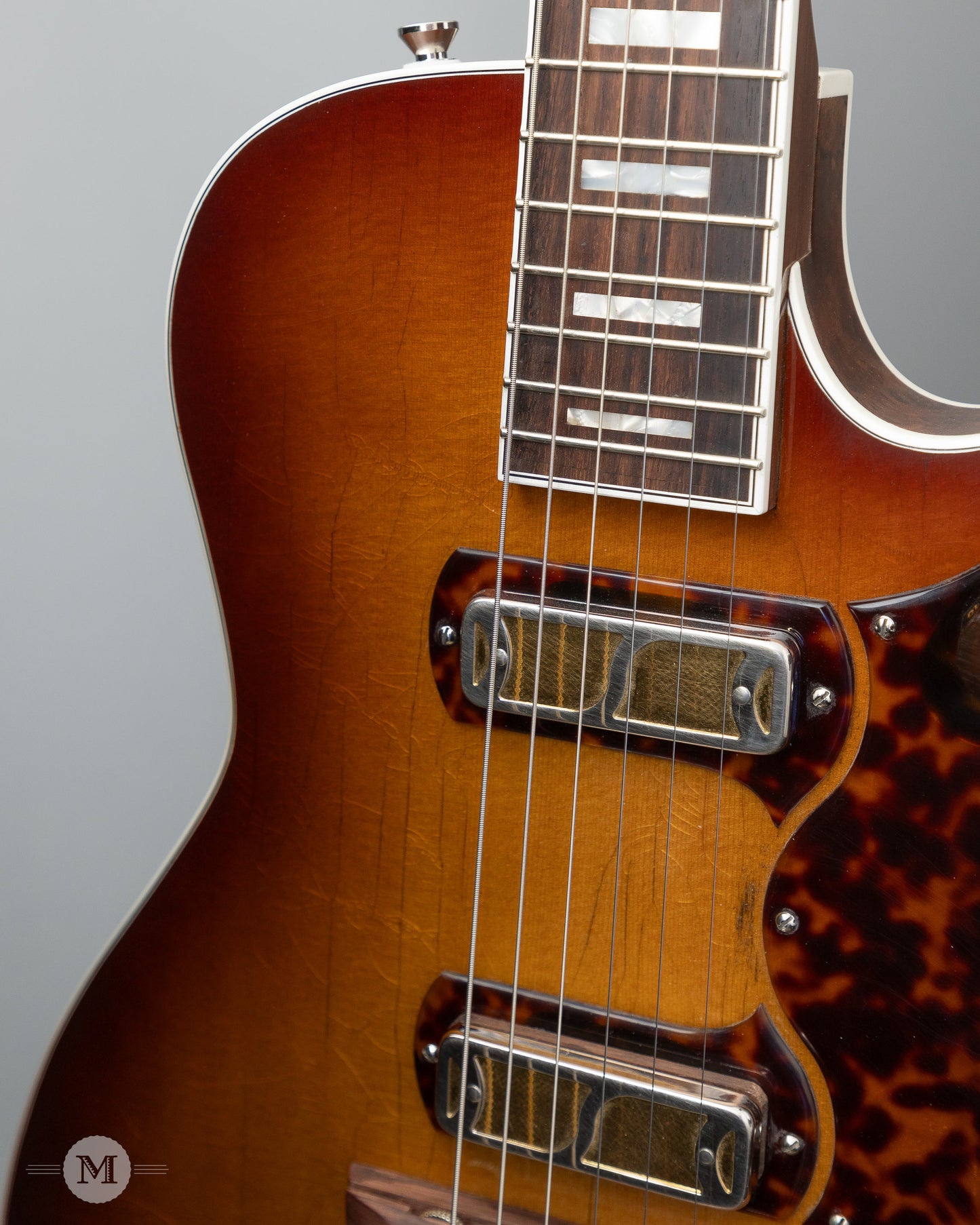 Bruce Guitars -  The Jayne Deluxe