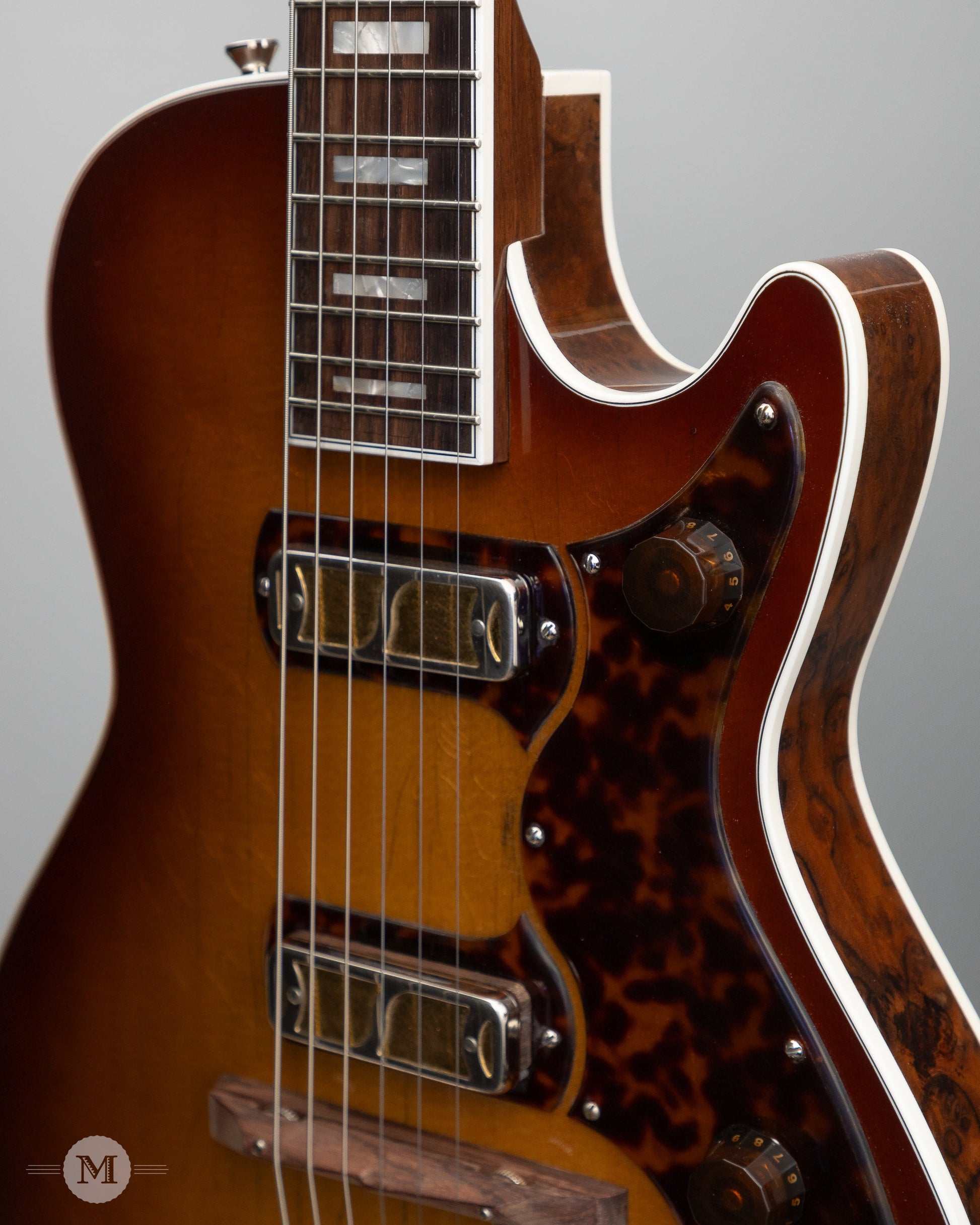 Bruce Guitars -  The Jayne Deluxe