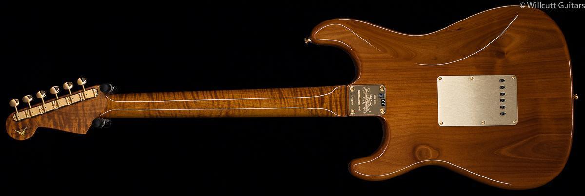 Fender Custom Shop 50th Anniversary Willcutt Artisan Strat Quilt Maple (139)