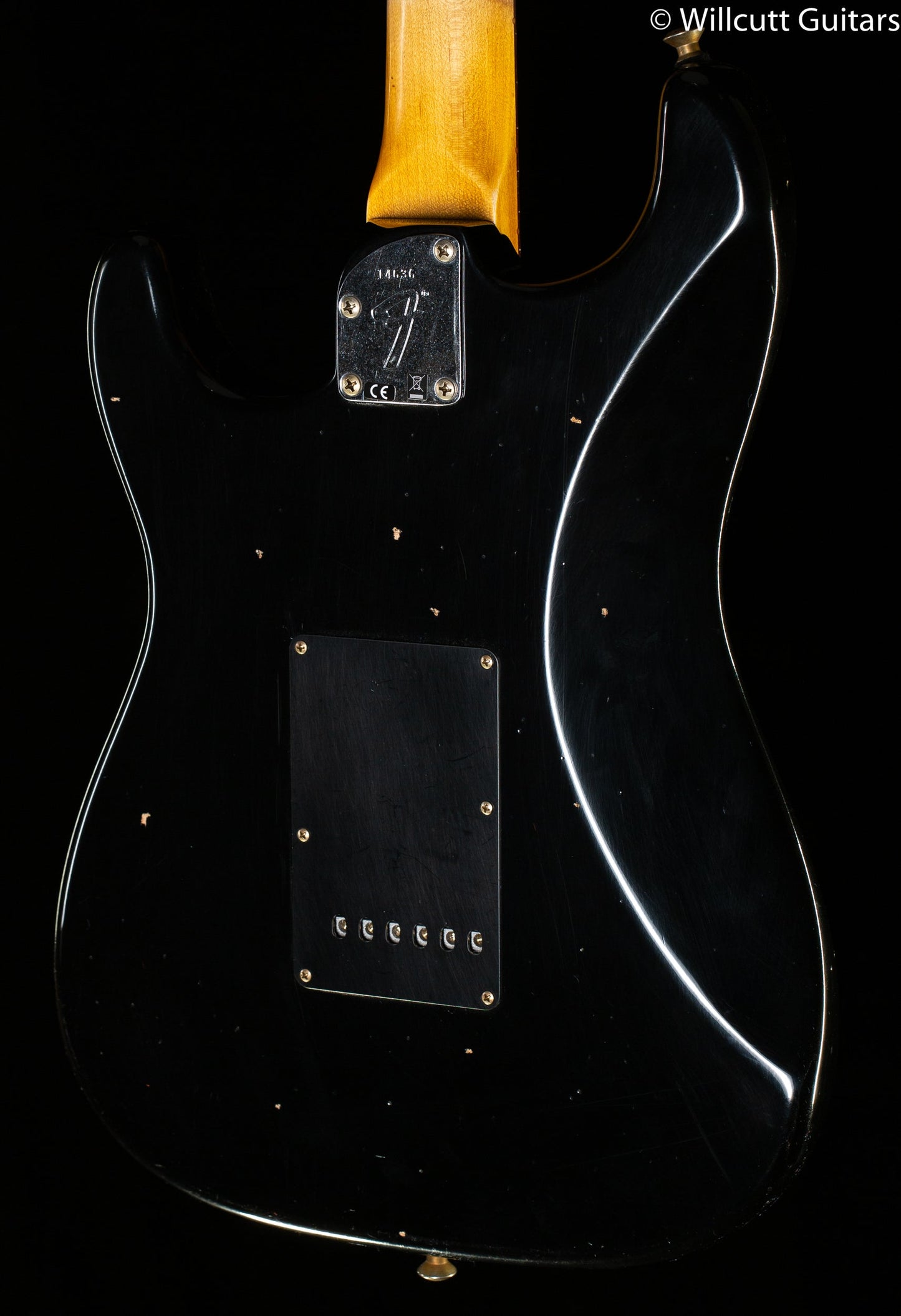 Fender Custom Shop Postmodern Strat Journeyman Relic Rosewood Fingerboard Aged Black (636)