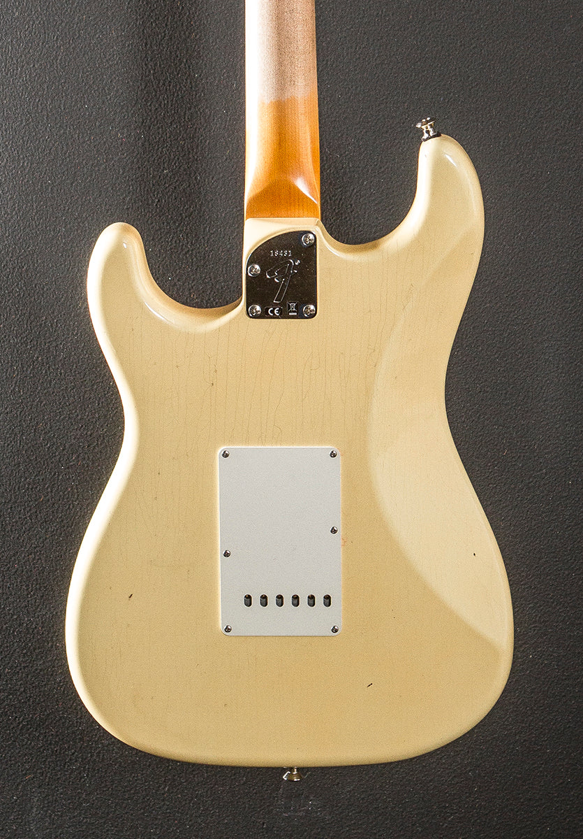 Post Modern Journeyman Relic Strat