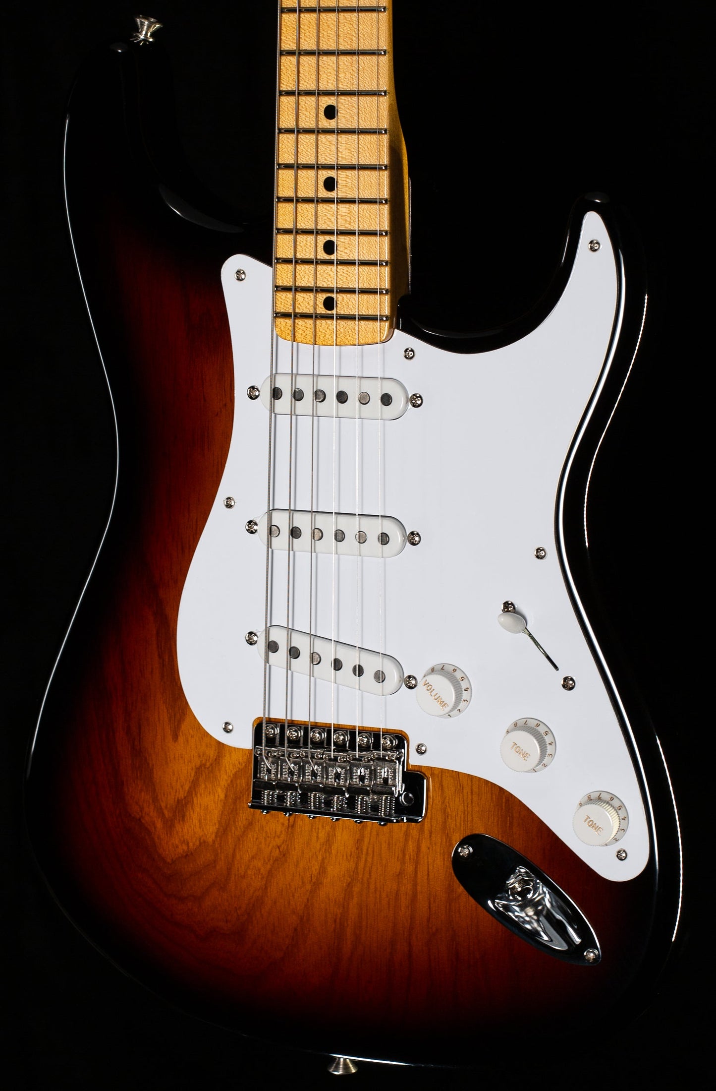 Fender Custom Shop Limited Edition 70th Anniversary 1954 Stratocaster NOS Wide-Fade 2-Color Sunburst (660)