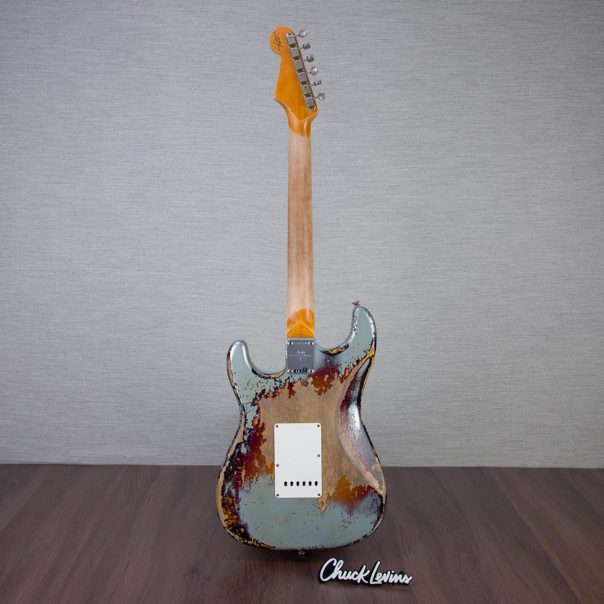 Fender Custom Shop Time Machine Collection 1965 Stratocaster Electric Guitar Super Heavy Relic - Aged Fire Mist Silver Over 3-Color Sunburst - #CZ585740