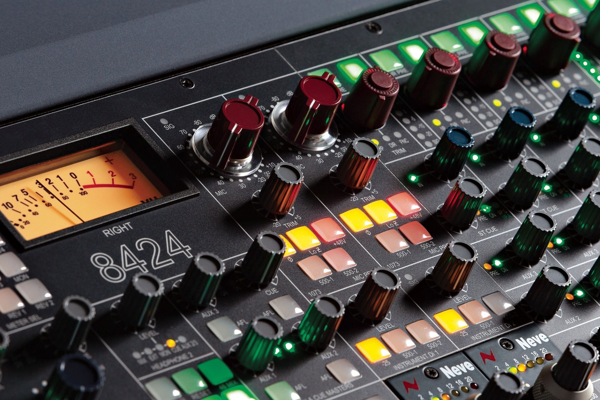 AMS Neve 8424 Console