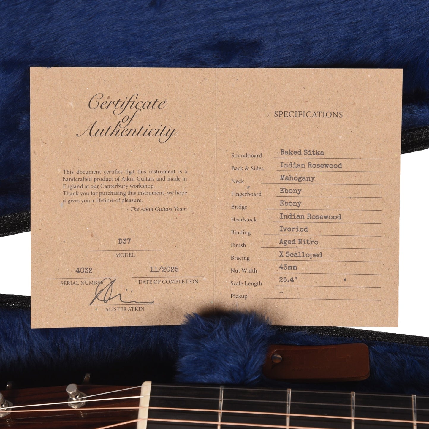 Atkin D37 Baked Sitka/Rosewood Aged Natural