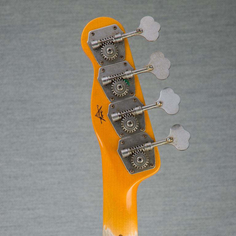 Fender Custom Shop 1953 Journeyman Relic Percision Electric Bass - Aged 2-Tone Sunburst