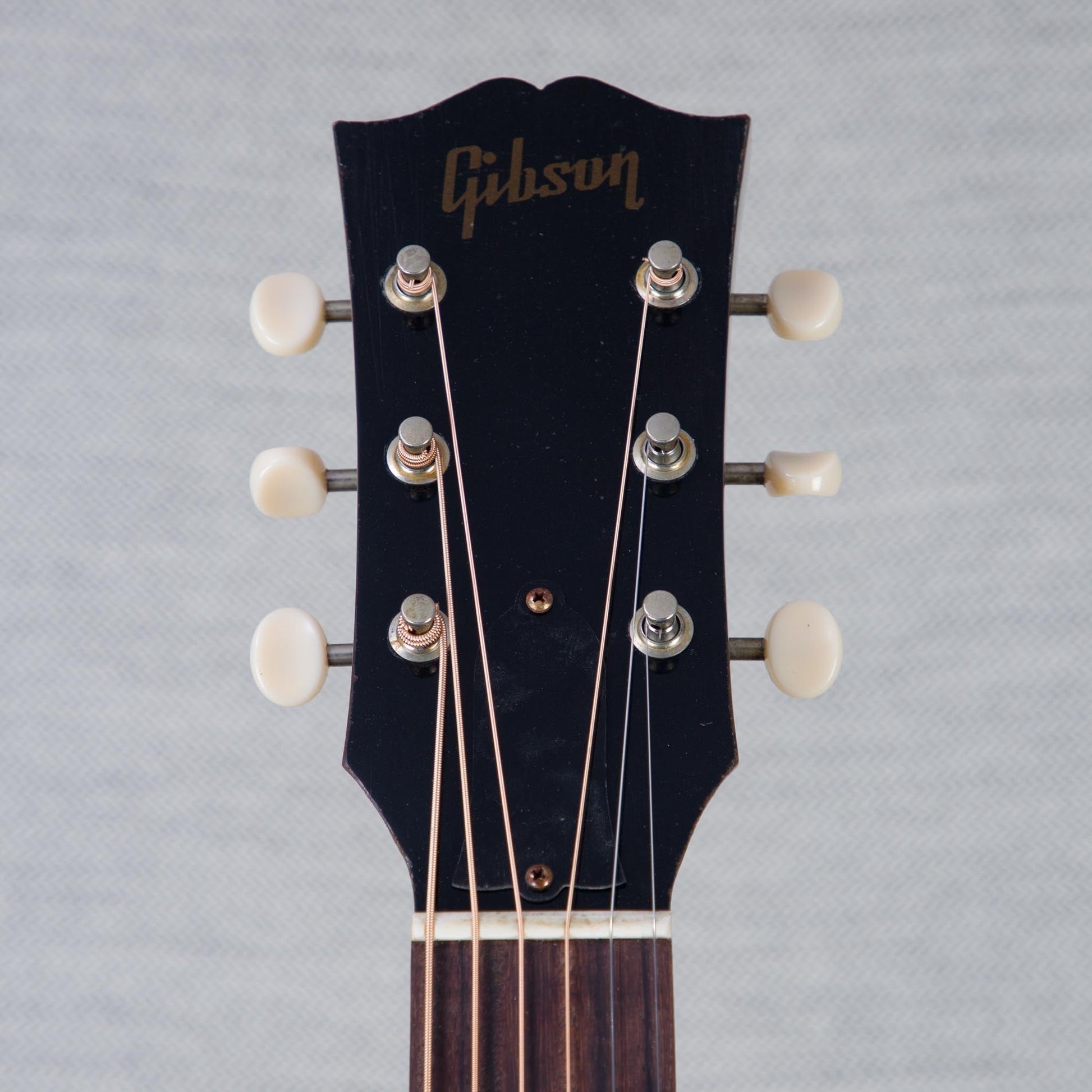 Gibson 1955 J-45 Mahogany/Sitka Spruce Light Aged Acoustic Guitar - Vintage Sunburst - #20475028