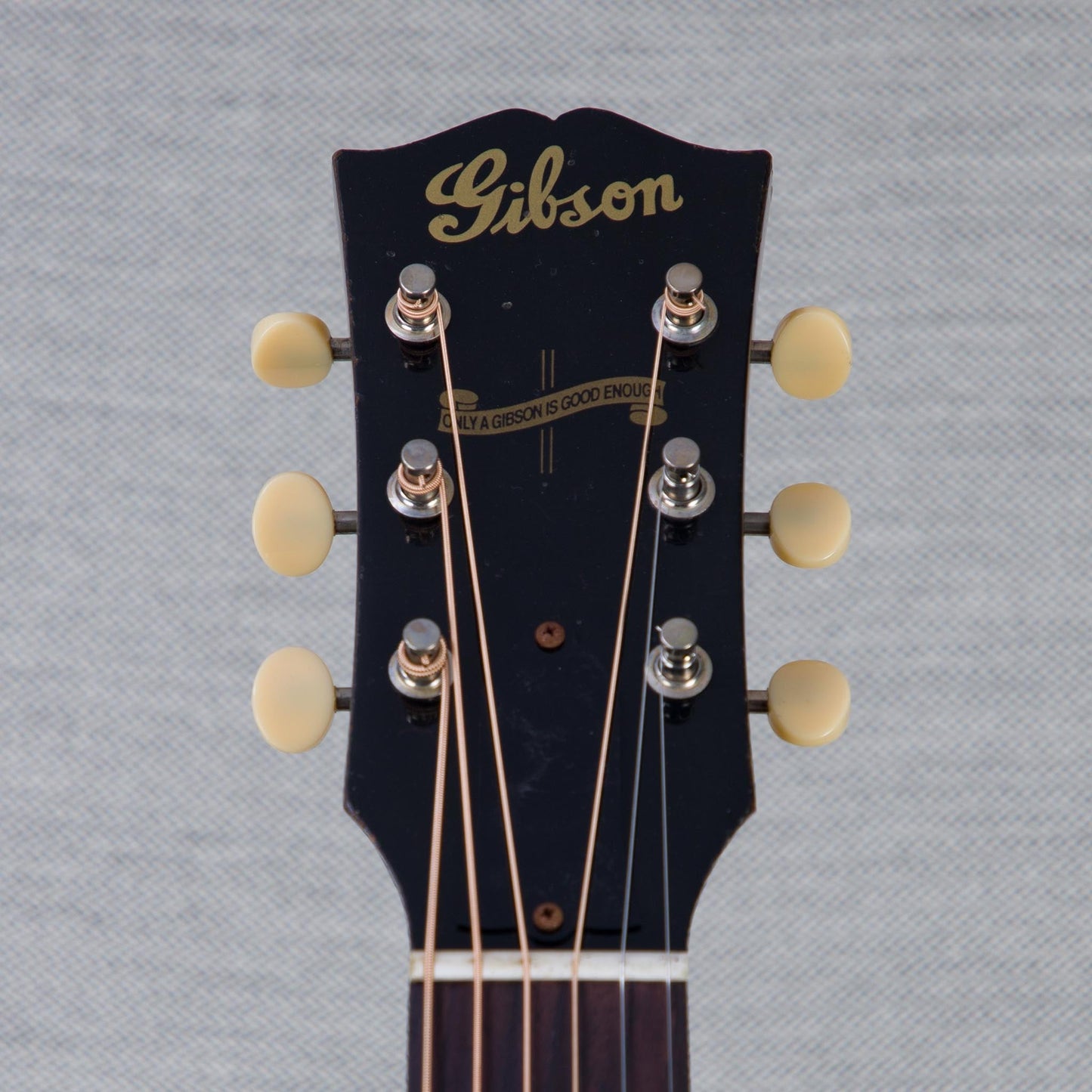 Gibson Custom Shop Murphy Lab 1942 Banner J-45 Light Aged Acoustic Guitar - Vintage Sunburst Light - #22155036