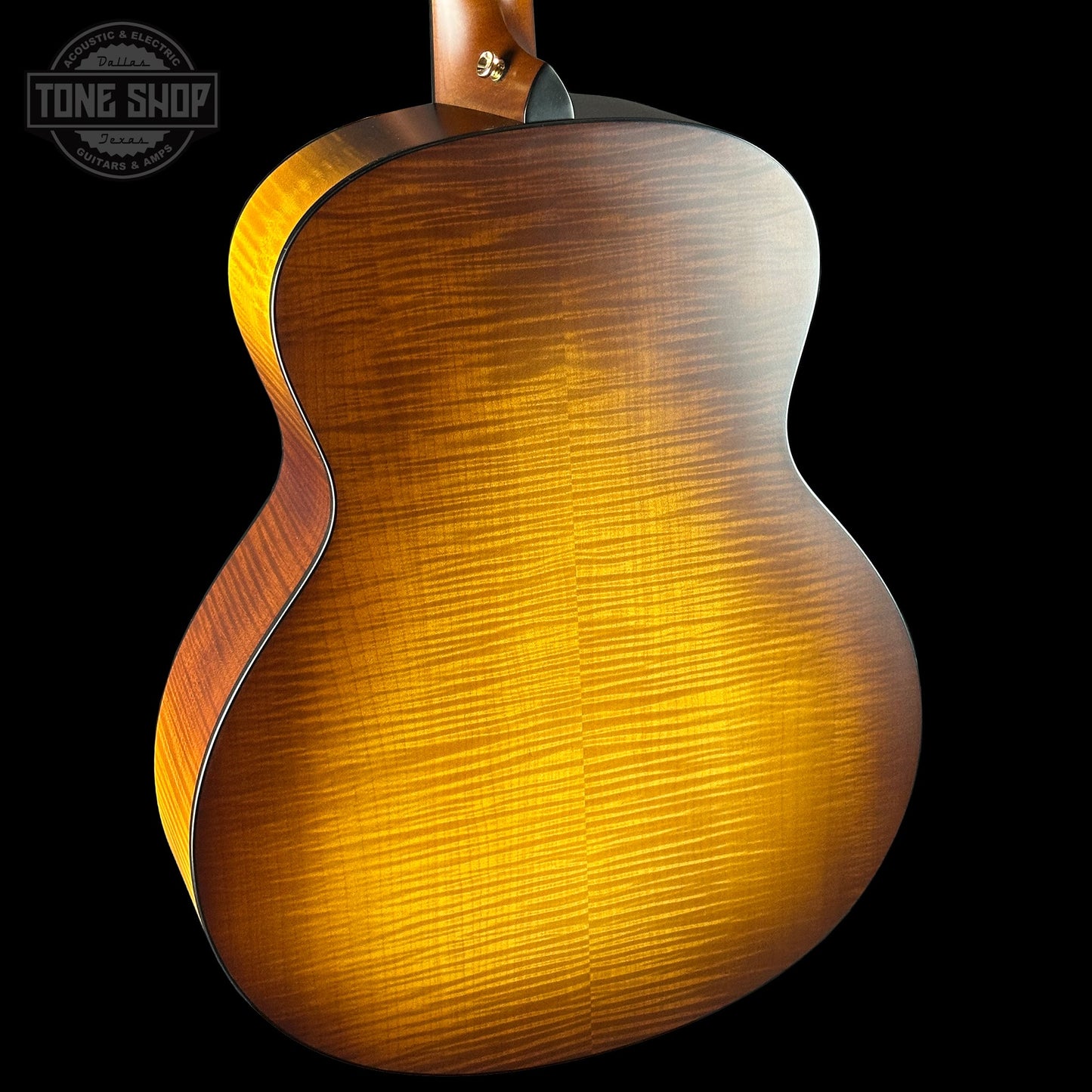 Taylor Custom Gold Label Super Auditorium Honey Sunburst w/case