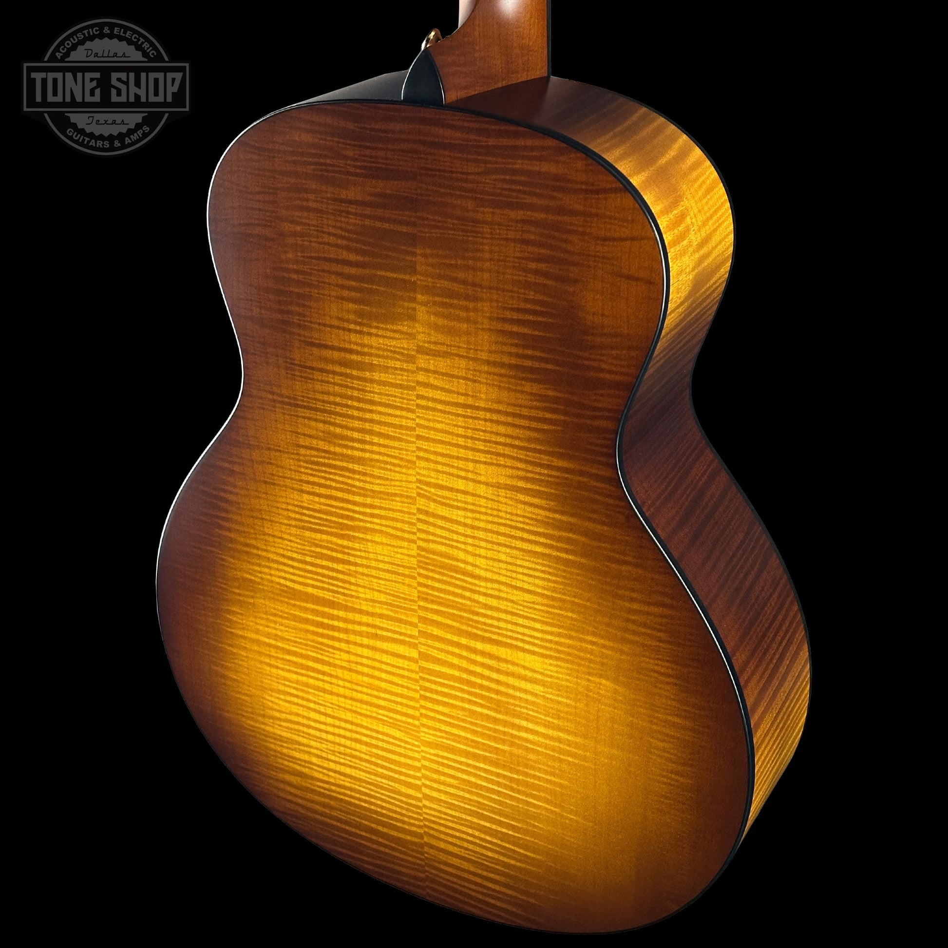 Taylor Custom Gold Label Super Auditorium Honey Sunburst w/case