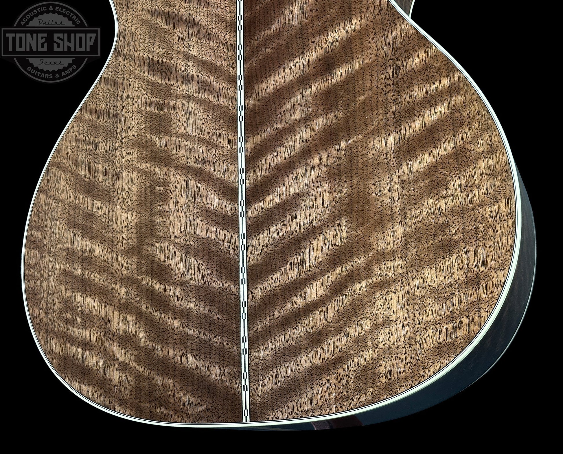 Martin Custom Shop 00 28 Style Adirondack / Exceptionally Figured Black Walnut w/case 2942913