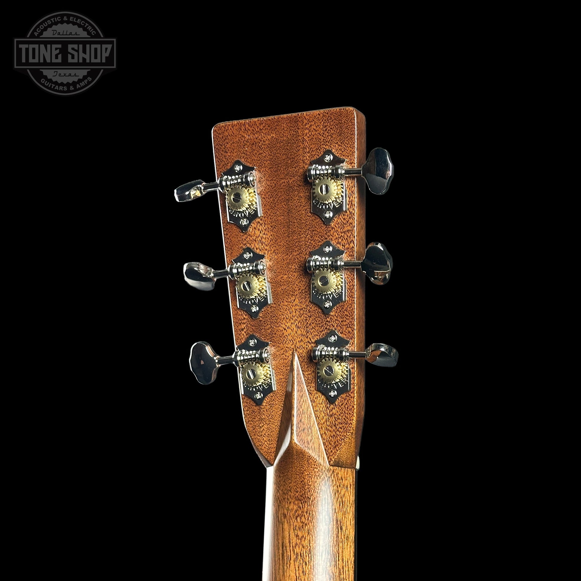 Martin Custom Shop 00 28 Style Adirondack / Exceptionally Figured Black Walnut w/case 2942913