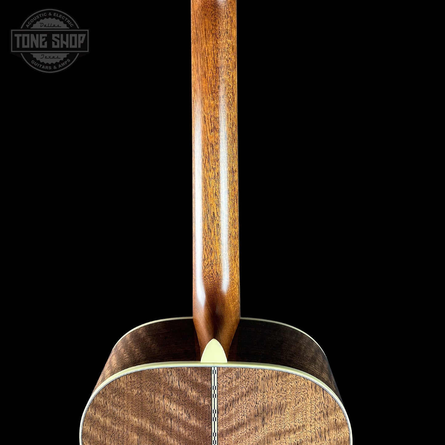 Martin Custom Shop 00 28 Style Adirondack / Exceptionally Figured Black Walnut w/case 2942913
