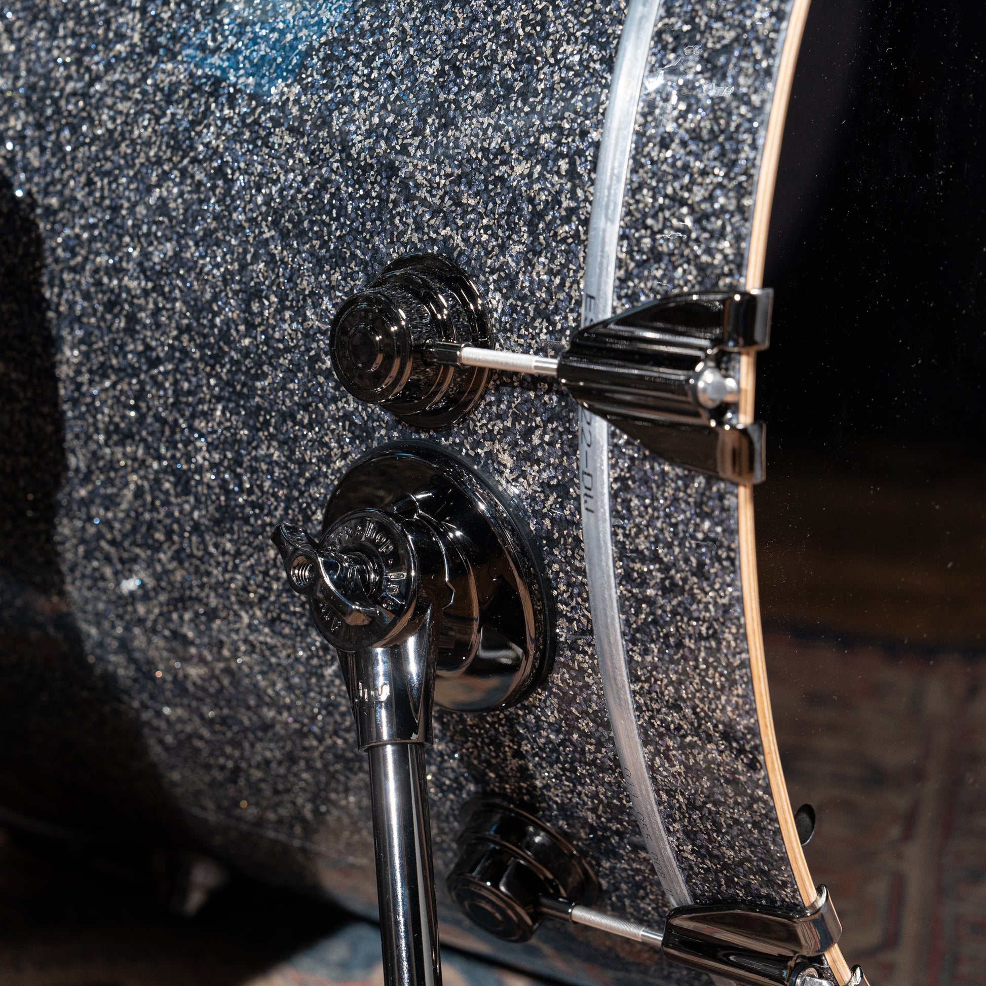 DW Collectors's Oak 4-Piece Shell Pack with 22-Inch Kick - Black Galaxy
