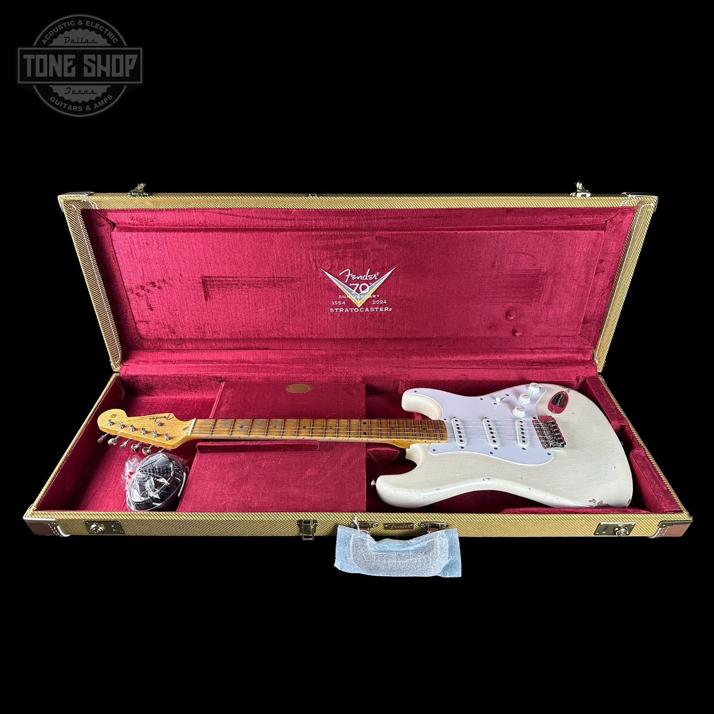 Fender Custom Shop Limited Edition Fat '54 Strat Relic w/Closet Classic Hardware Aged Arctic White w/case