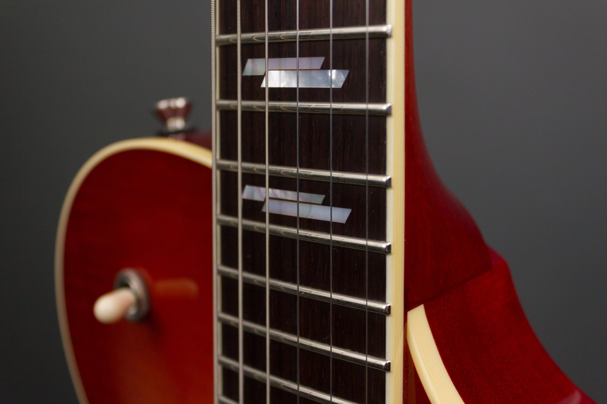 Collings Electric Guitars - CL Deluxe Cherry Sunburst