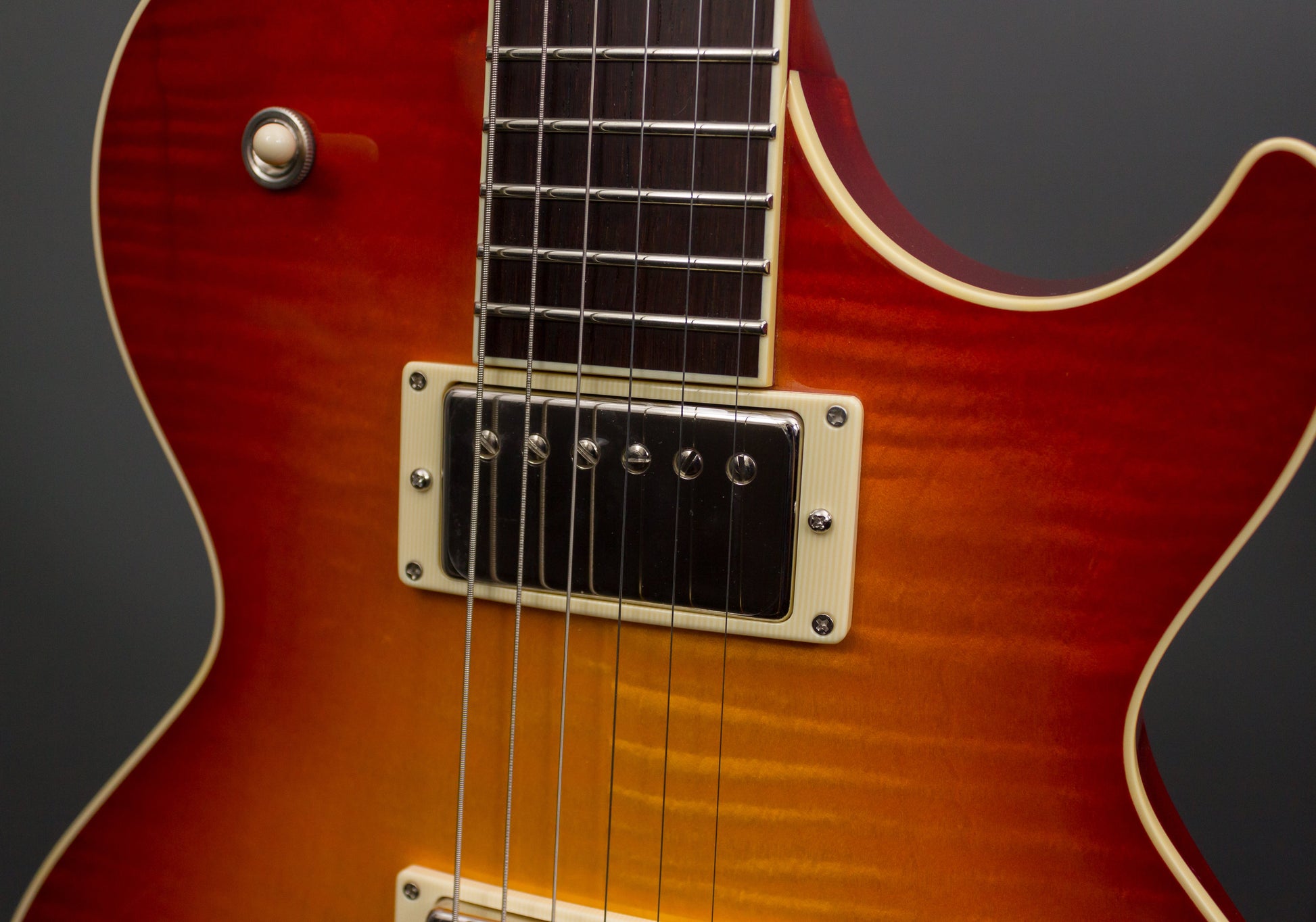 Collings Electric Guitars - CL Deluxe Cherry Sunburst