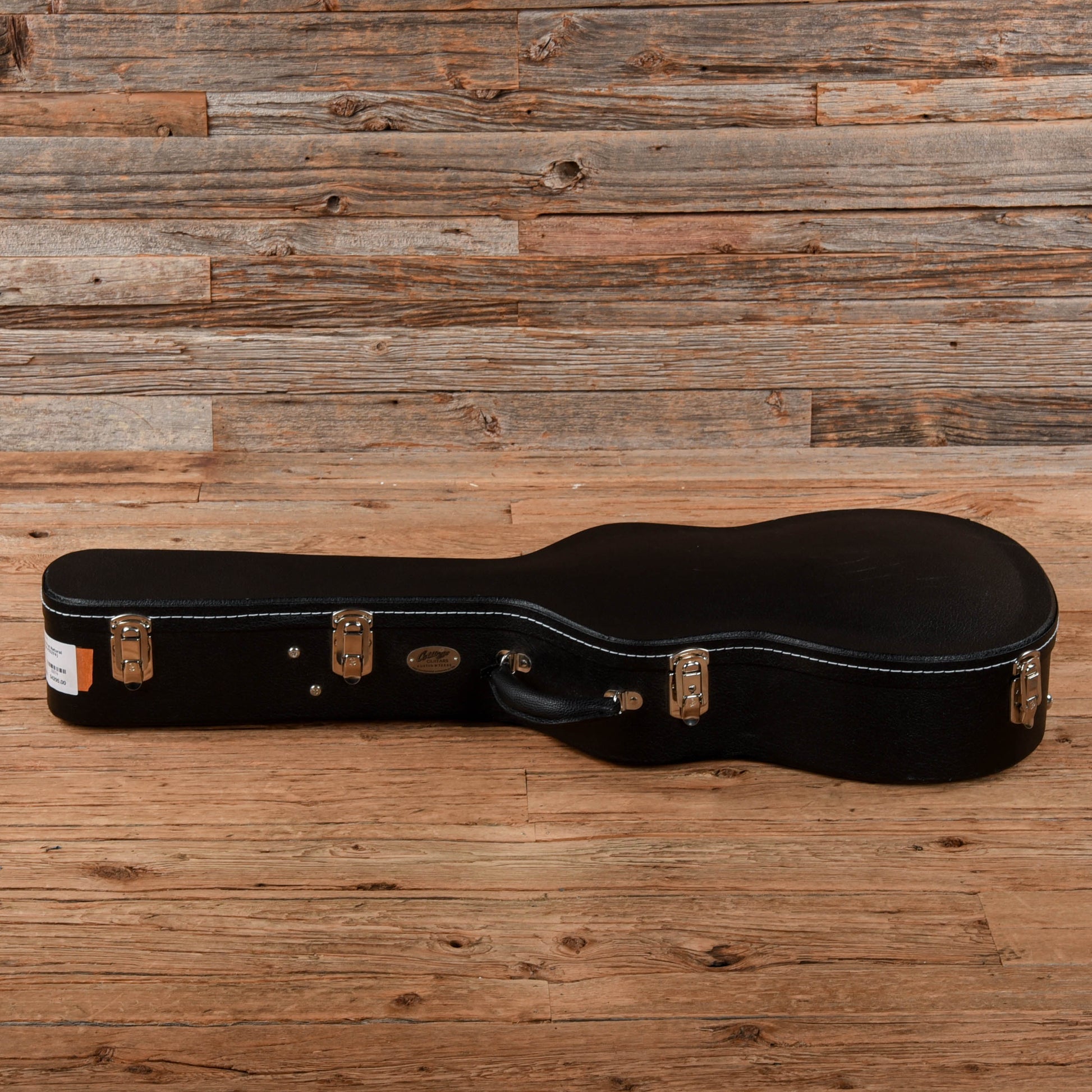 Collings 002H 14-Fret Natural