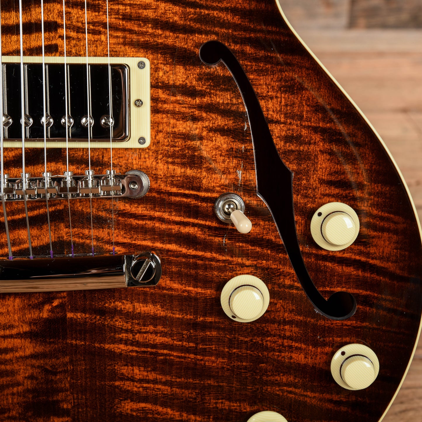 Collings I-35 Deluxe Tiger Eye Sunburst 2024