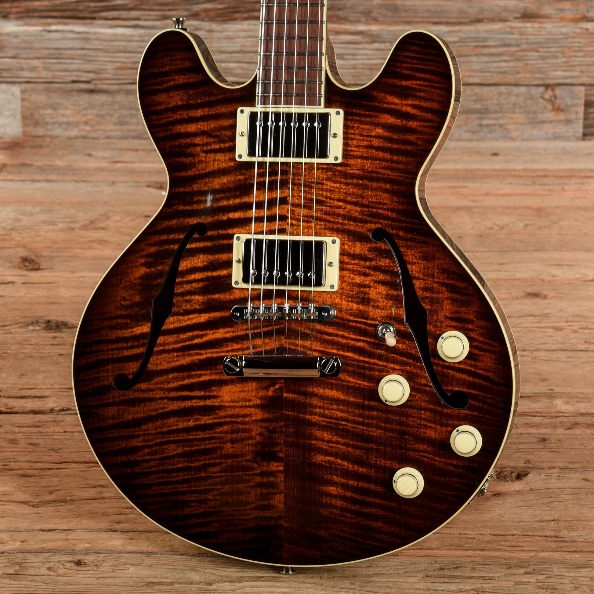 Collings I-35 Deluxe Tiger Eye Sunburst 2024