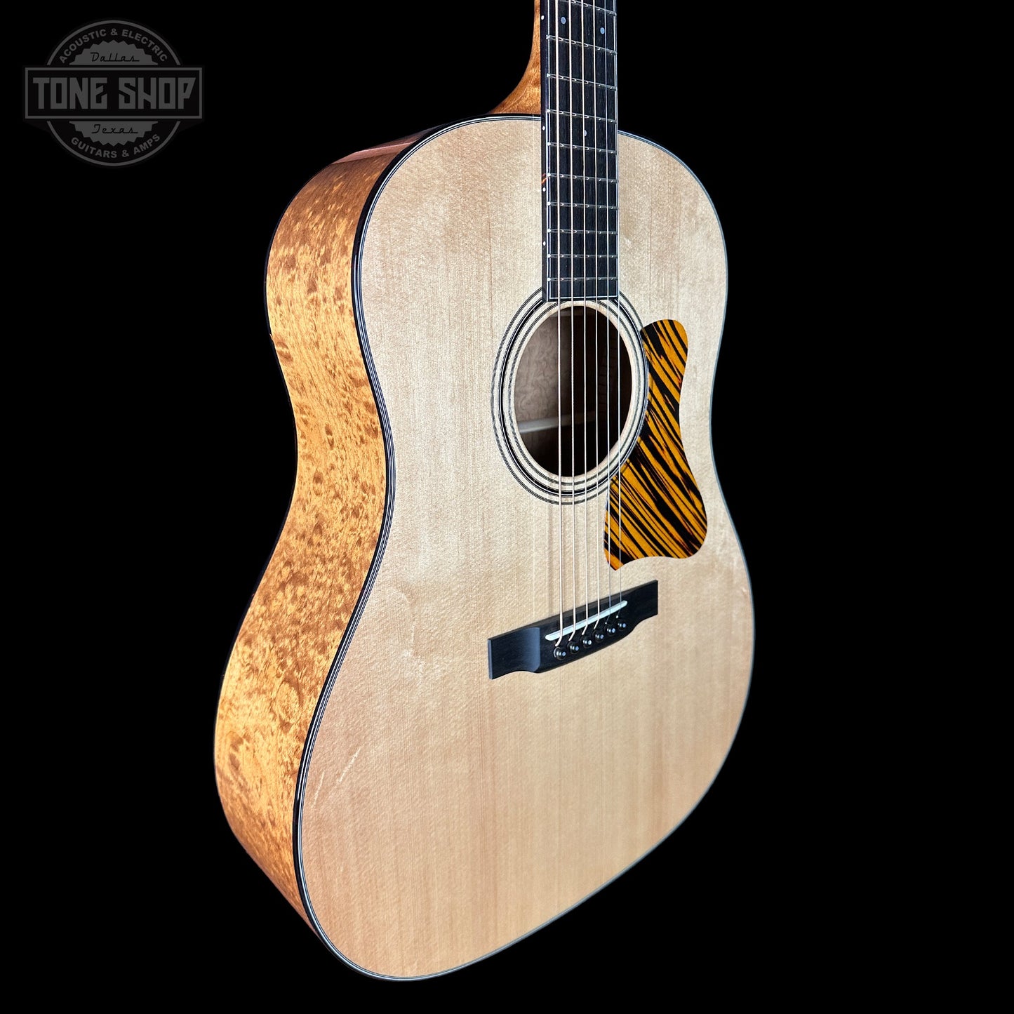 Collings CJ Old Growth Sitka Baked Bubble Maple w/case 34660
