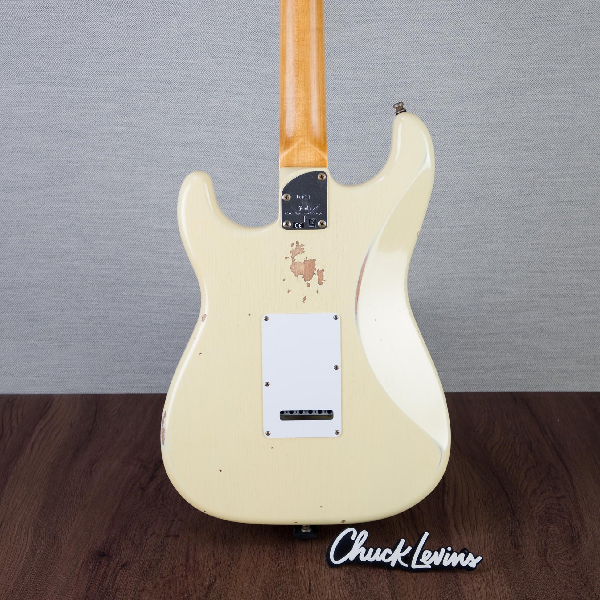 Fender Custom Shop Stratocaster Pro Electric Guitar - Aged Vintage White - #XN18811