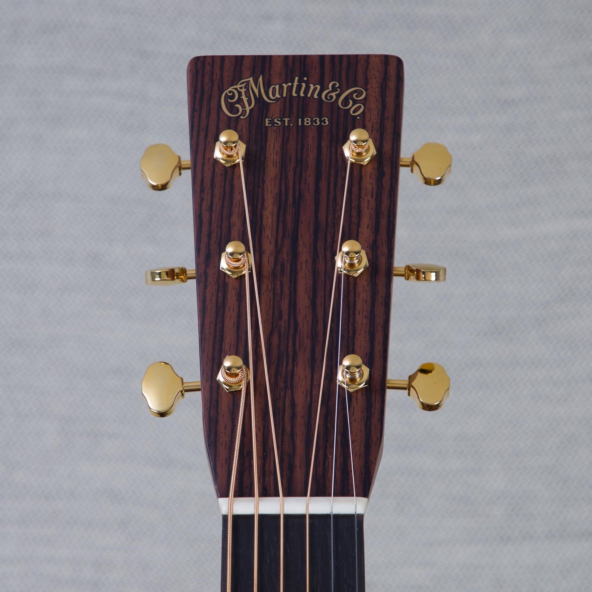 Martin NAMM 2024 Custom Shop M/0000 Style Wild Grain East Indian Rosewood/Sitka Spruce Fishman Matrix VT Acoustic Electric Guitar - Ambertone 1933 - #M2875427 - Mint, Open Box