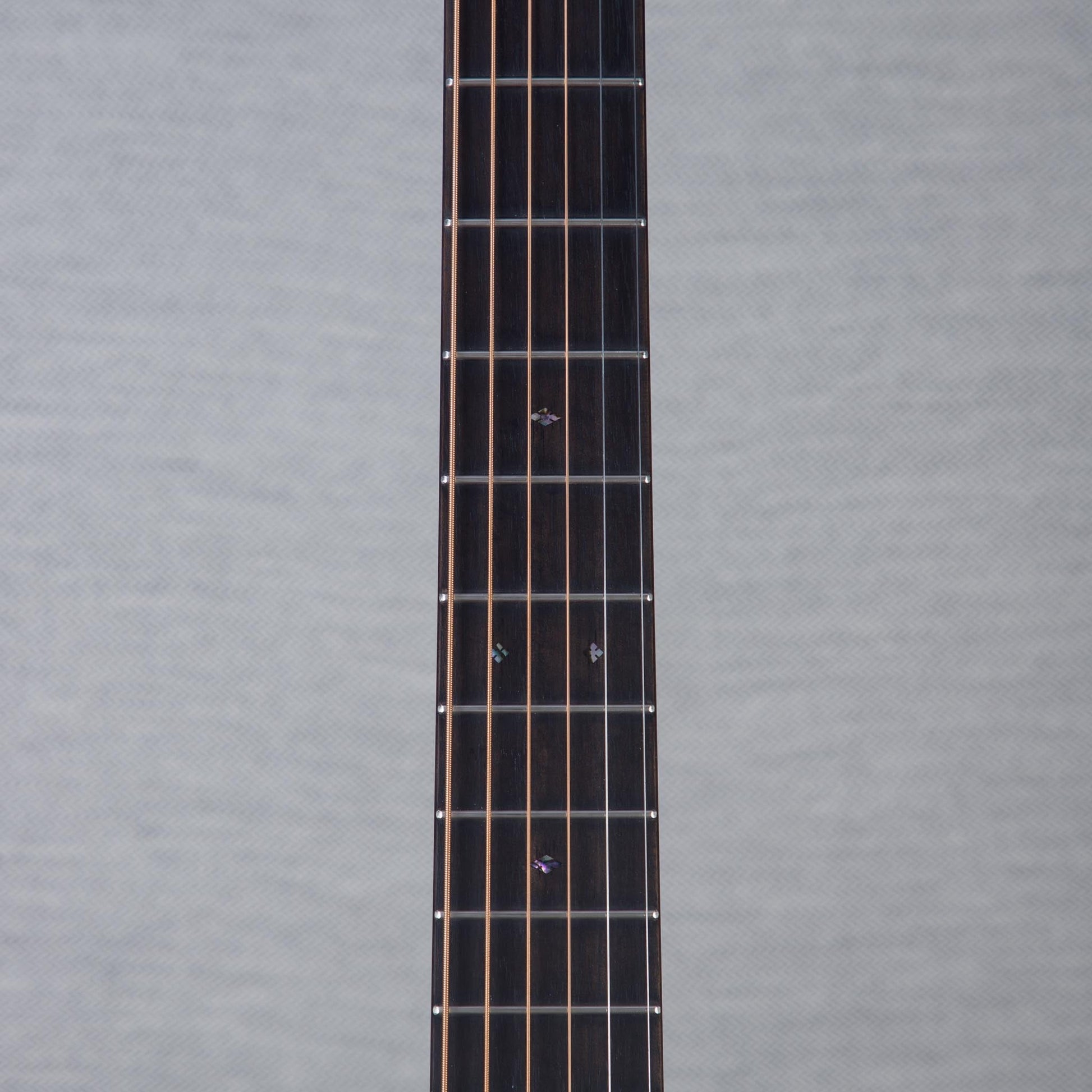 Martin NAMM 2024 Custom Shop M/0000 Style Wild Grain East Indian Rosewood/Sitka Spruce Fishman Matrix VT Acoustic Electric Guitar - Ambertone 1933 - #M2875427 - Mint, Open Box