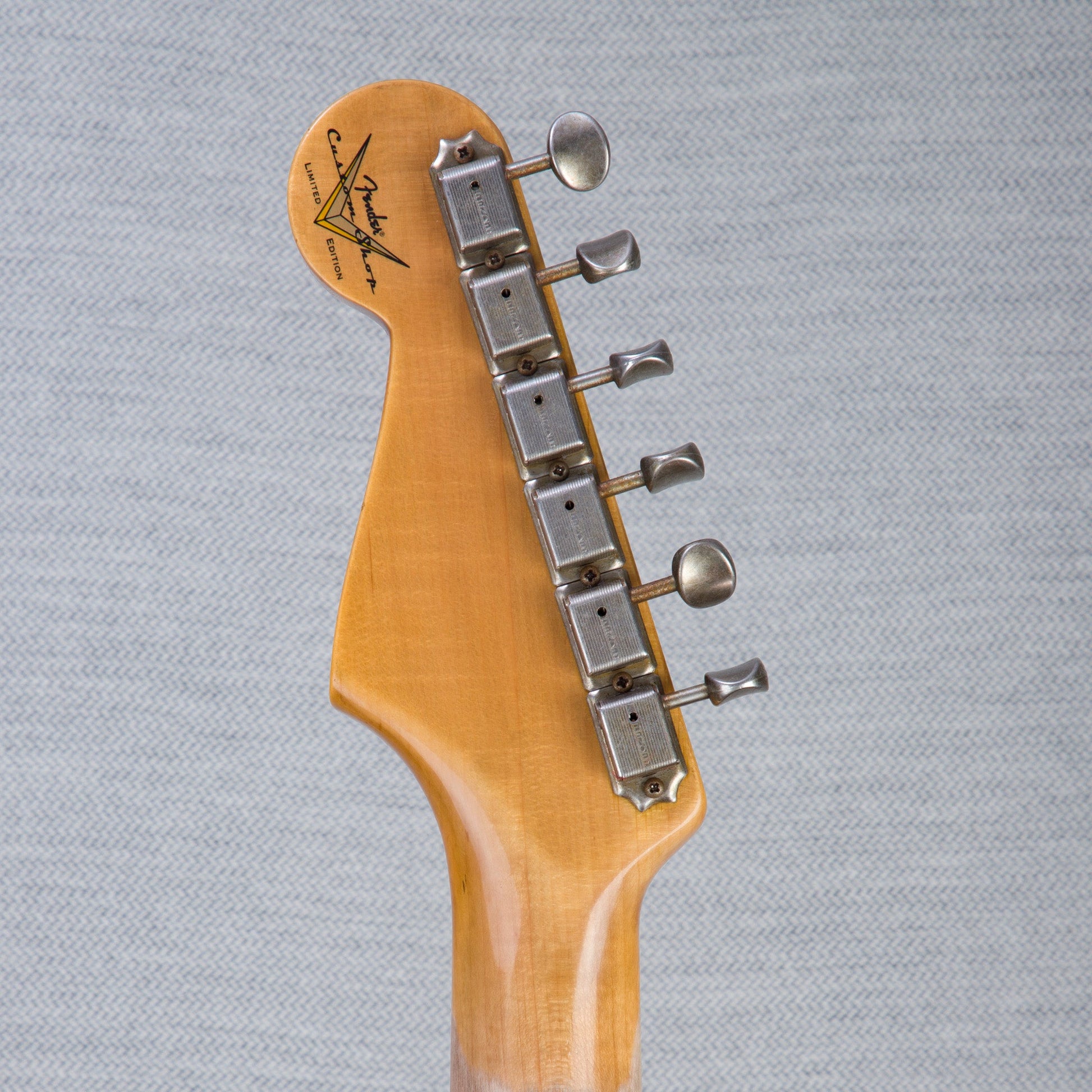 Fender Custom Shop Limited Edition 70th Anniversary 1954 Stratocaster Journeyman Relic Guitar - Wide-Fade 2-Color Sunburst - #XN4062