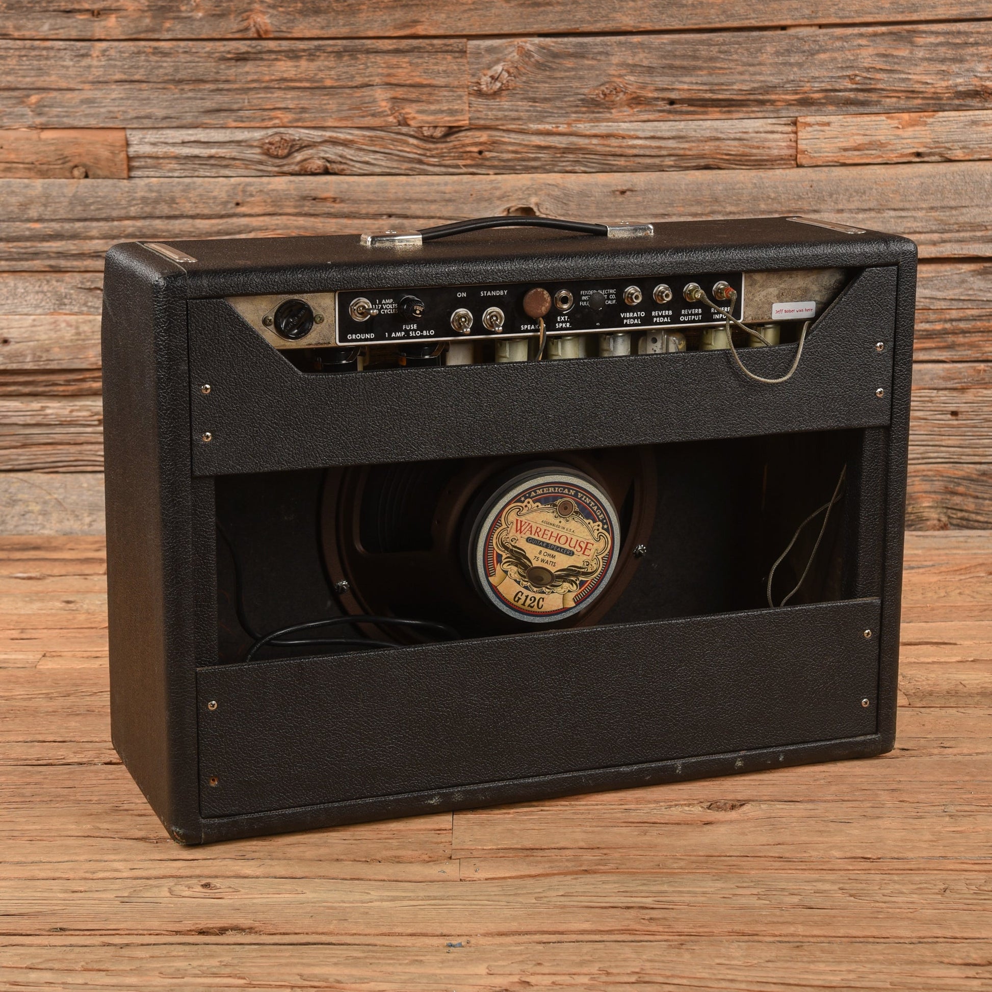Fender Deluxe Reverb 2-Channel 22-Watt 1x12" Guitar Combo Amp  1964