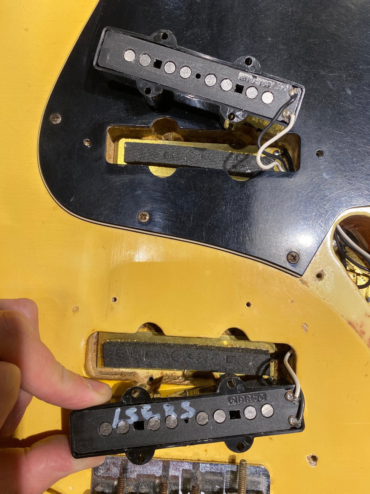 Fender Jazz Bass Olympic White 1974