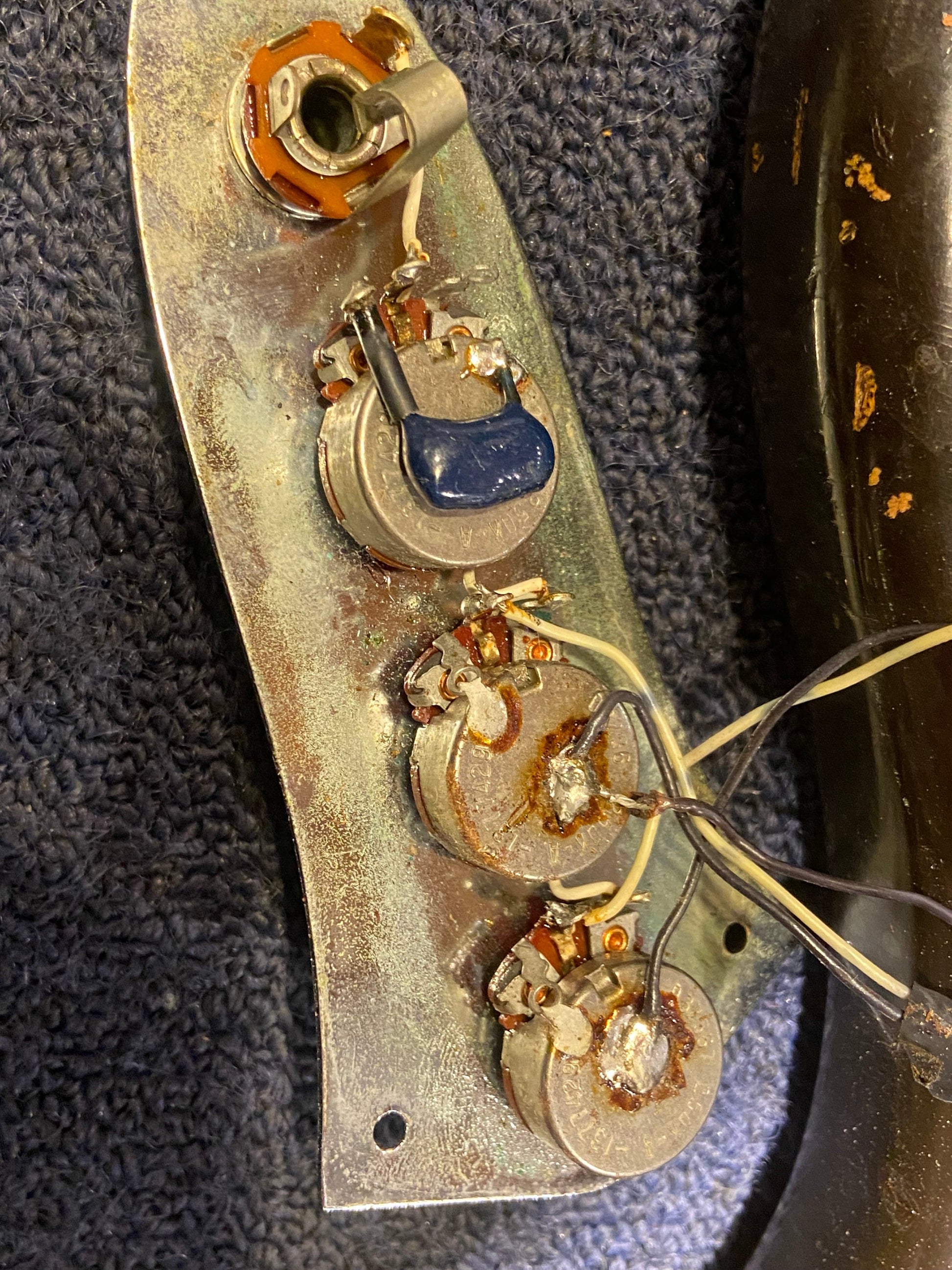 Fender Jazz Bass w/1966 Neck and 1974 Body Sunburst