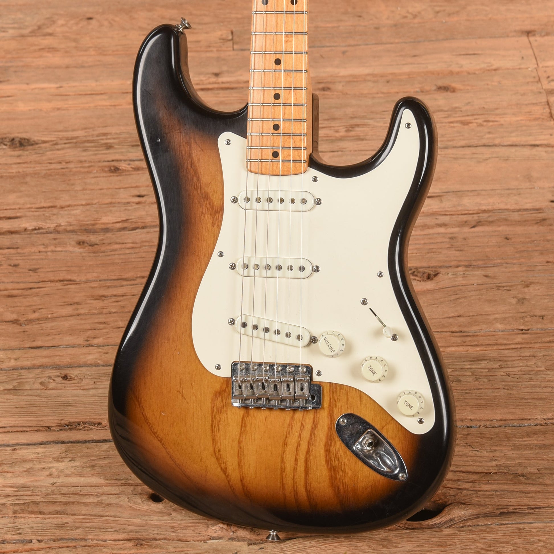 Fender Custom Shop 50th Anniversary '54 Stratocaster Reissue Sunburst 2004