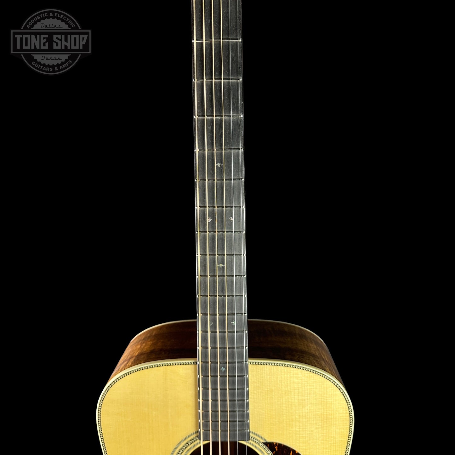 Martin Custom Shop Dread 28-Style Adirondack / Exceptional Broad Figure Koa w/case 2964100