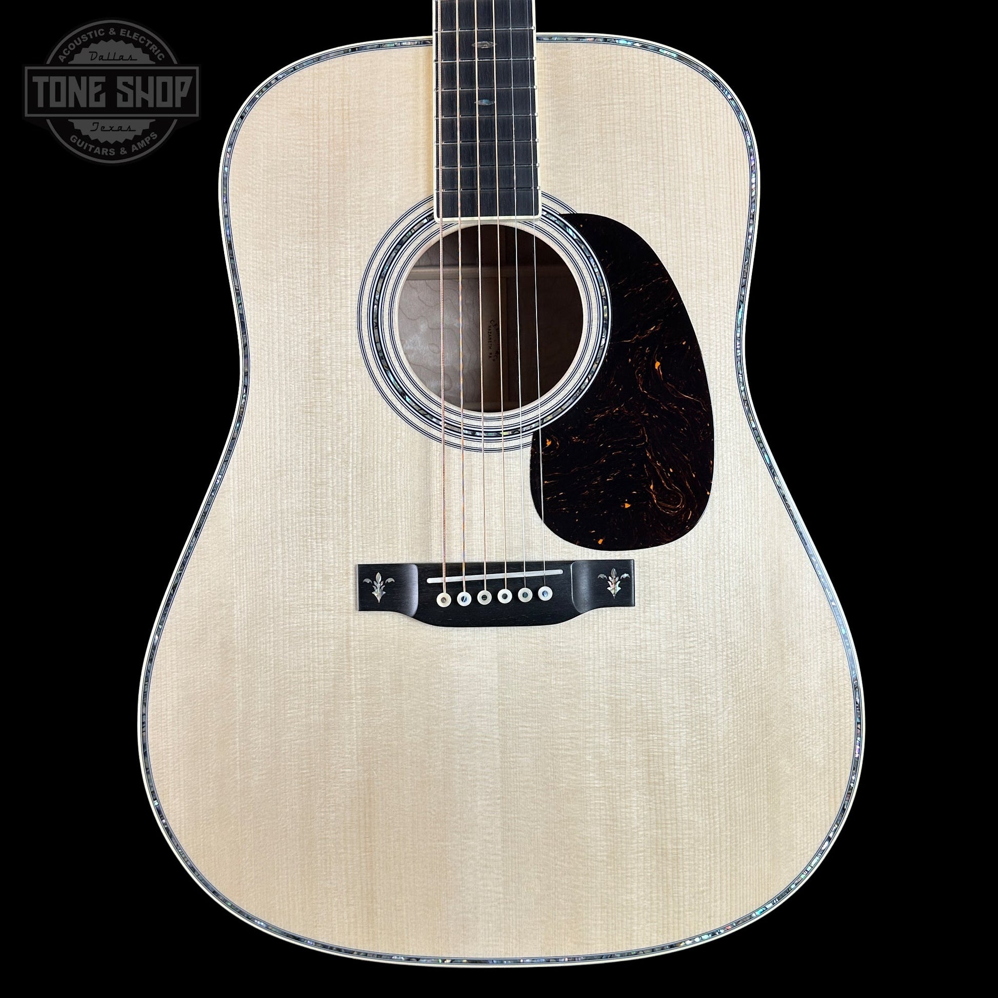 Martin Custom Shop Dread 41 Style Adirondack/ Quilted Maple w/case 2981130