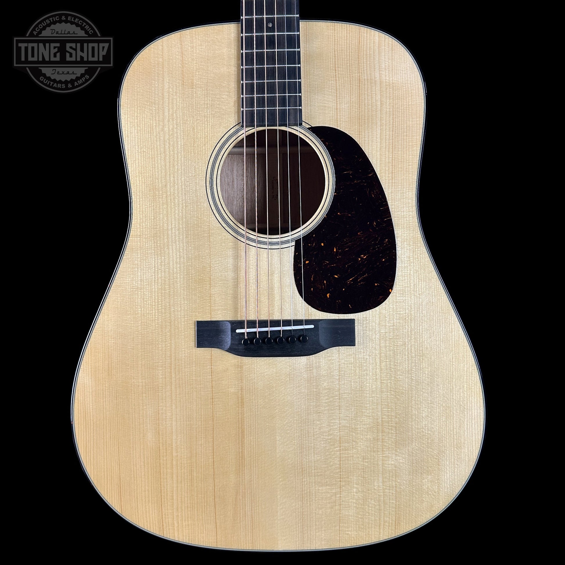 Martin Custom Shop D-18 w/case 3032025