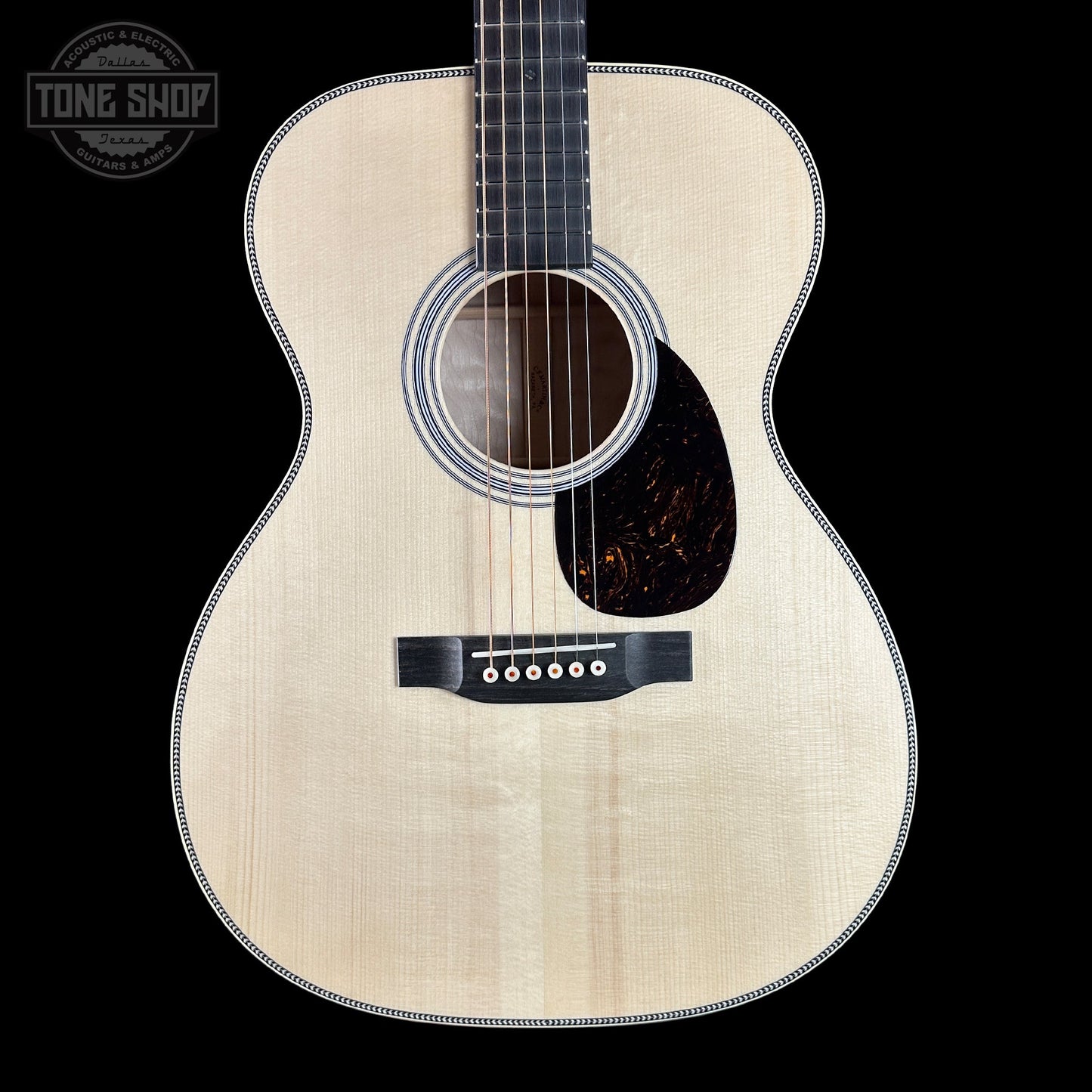 Martin Custom Shop OM 28 style Quilted Maple w/case 2981103