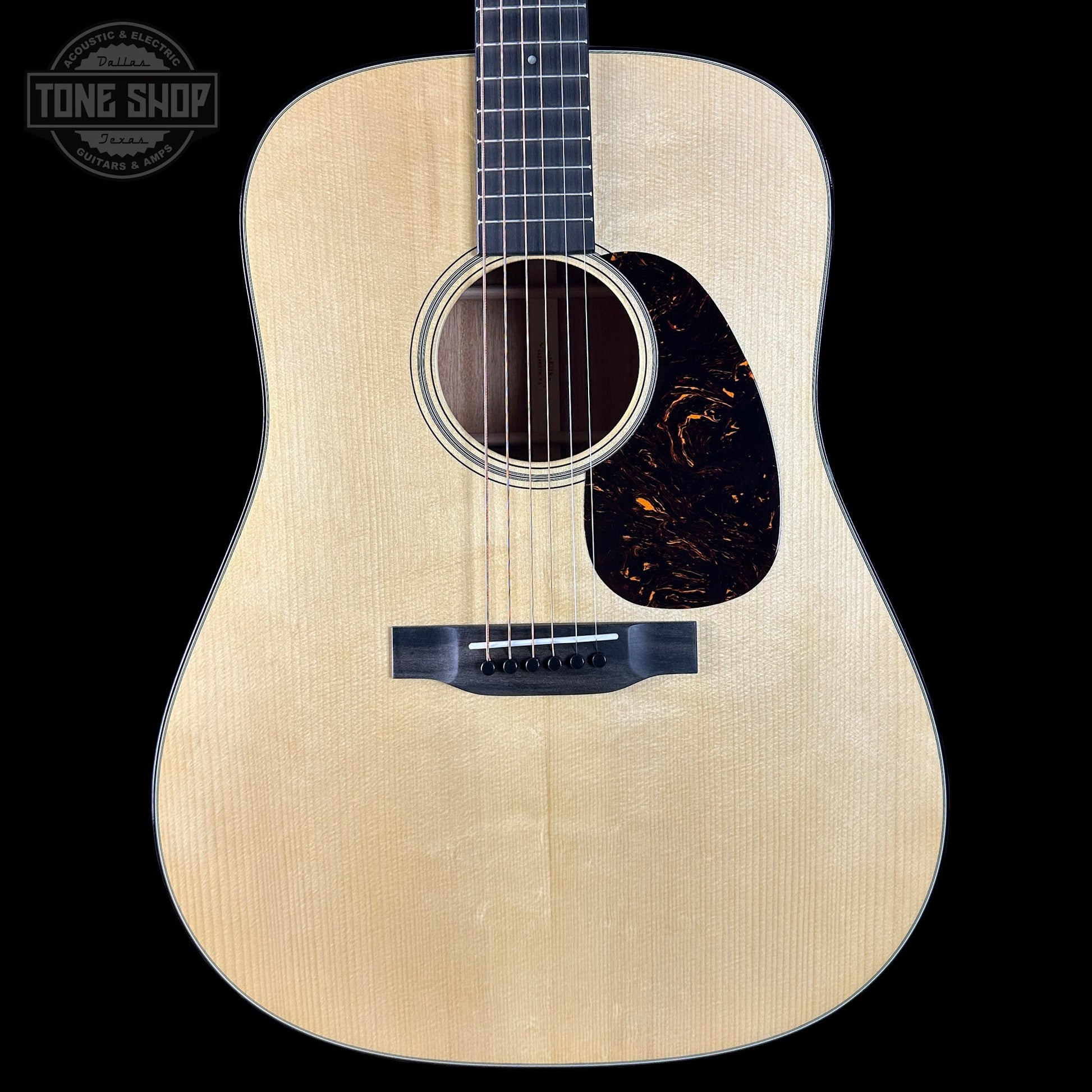 Martin Custom Shop D-18 Style Custom Edition w/case 3032021