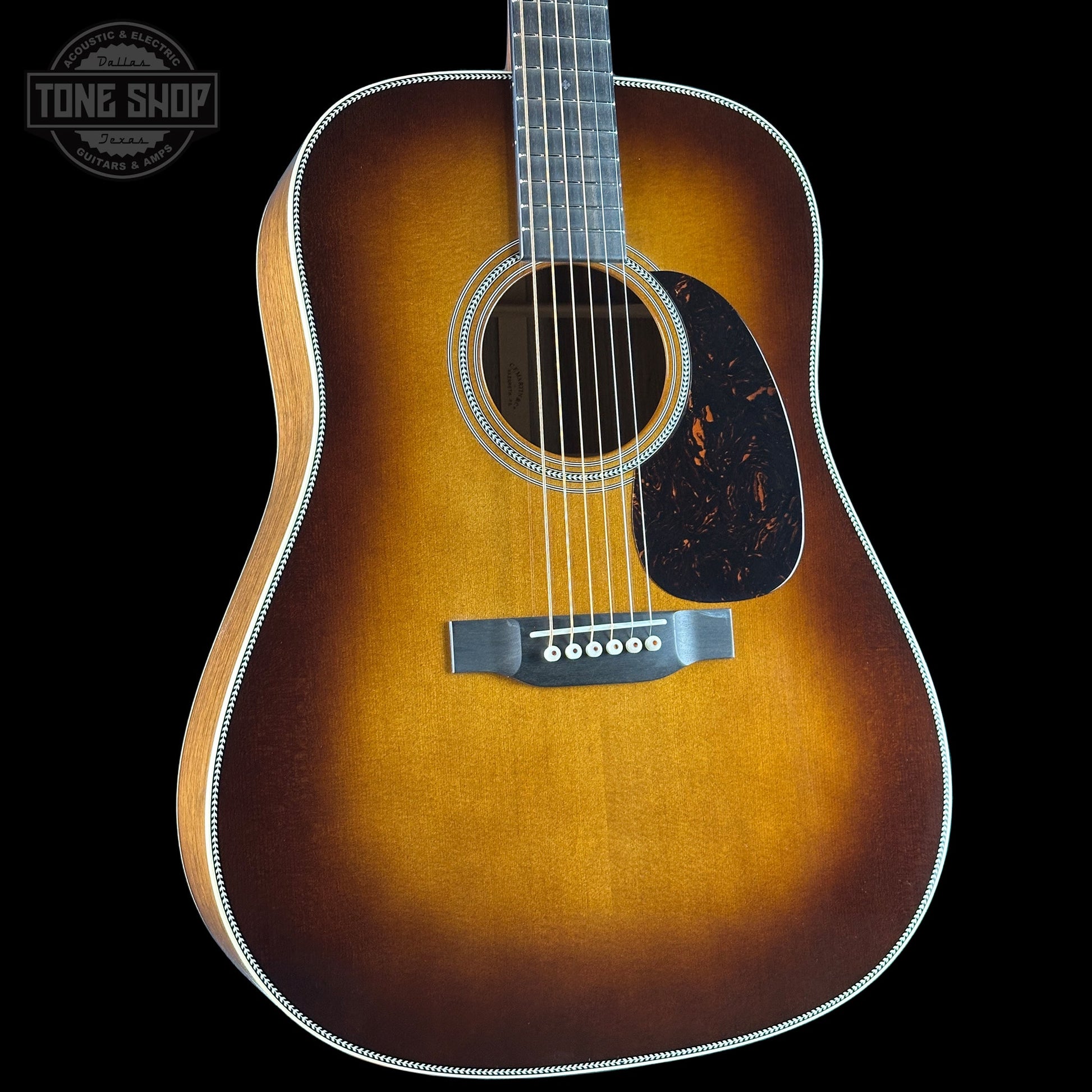 Martin Custom Shop HD-28 1933 Ambertone Adirondack / Guatemalan Rosewood w/case 2962012